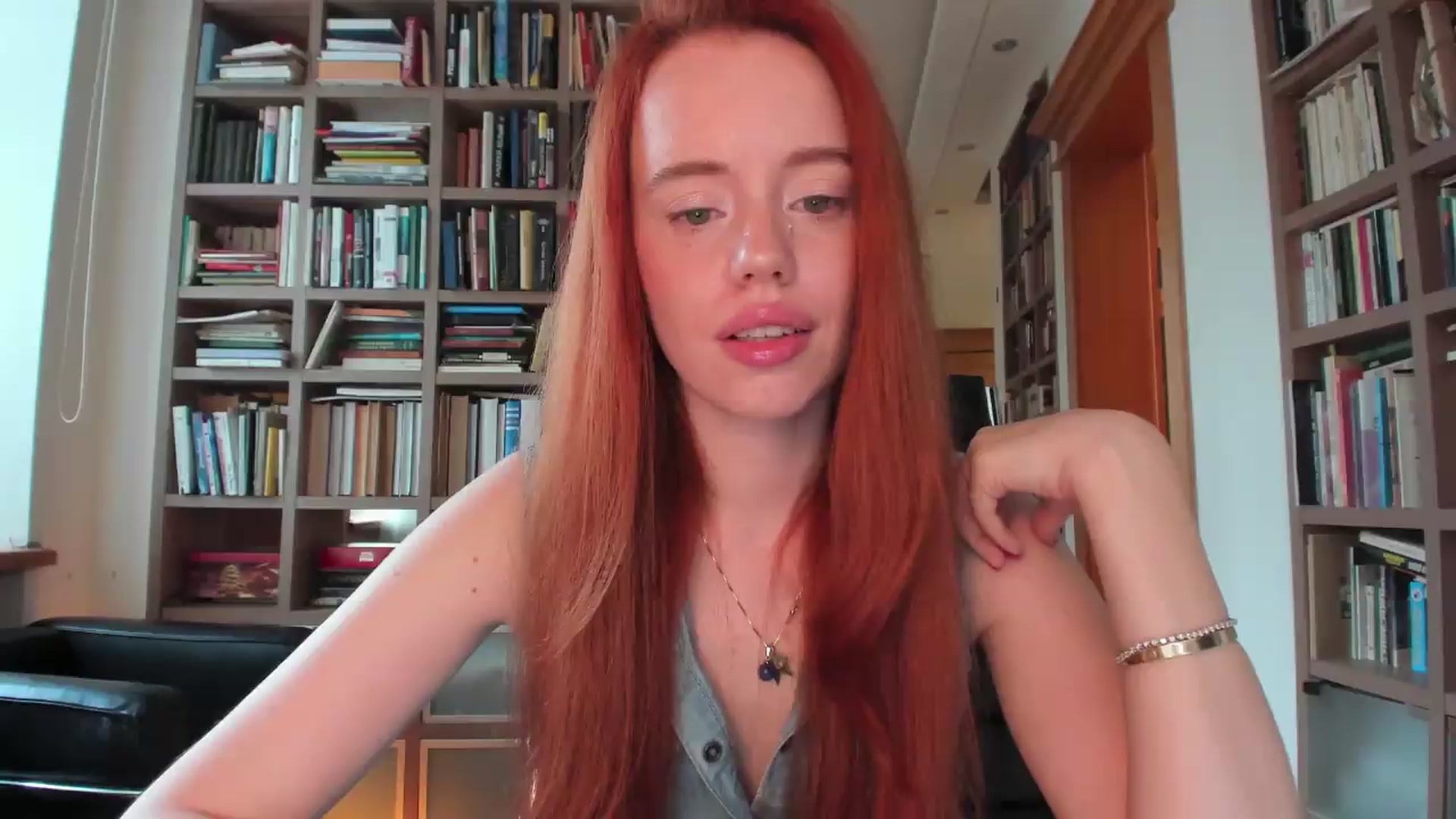Gallery image thumbnail from Alena29's myfreecams stream on, 07/04/2026, 16:44 image 5 of 20