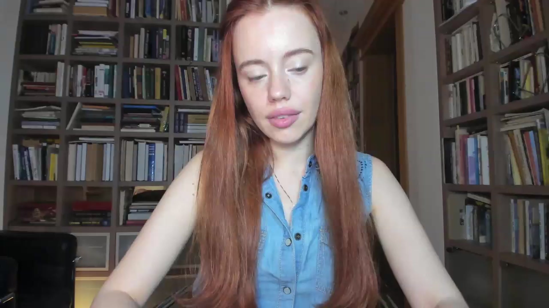 Gallery image thumbnail from Alena29's myfreecams stream on, 07/04/2026, 20:11 image 6 of 20