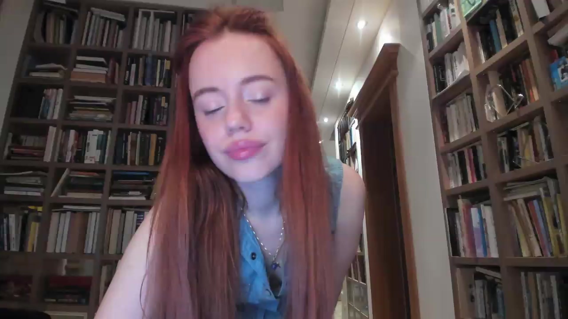 Gallery image thumbnail from Alena29's myfreecams stream on, 07/04/2026, 20:11 image 9 of 20