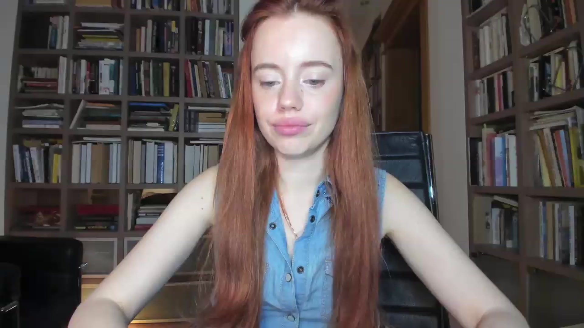 Gallery image thumbnail from Alena29's myfreecams stream on, 07/04/2026, 20:11 image 2 of 20