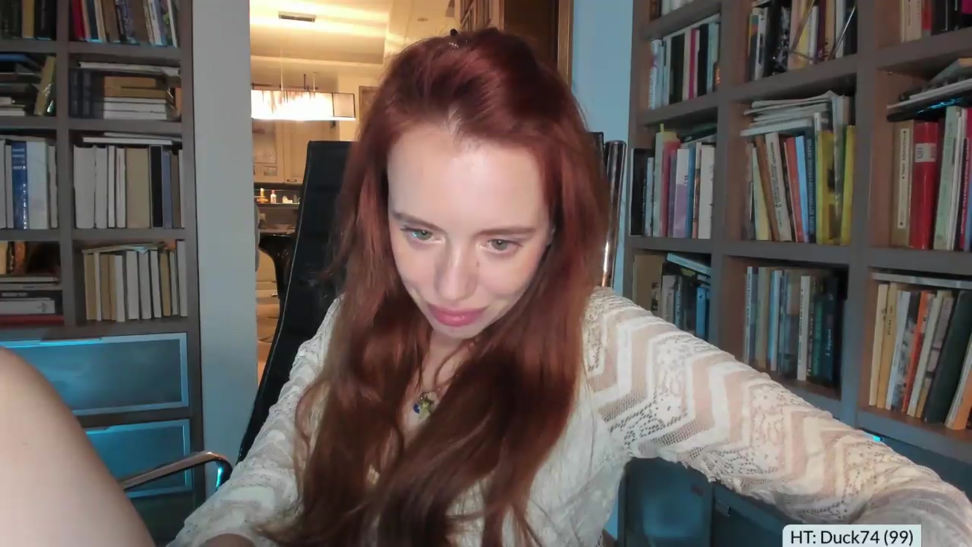 Gallery image thumbnail from Alena29's myfreecams stream on, 07/05/2026, 18:51 image 16 of 20