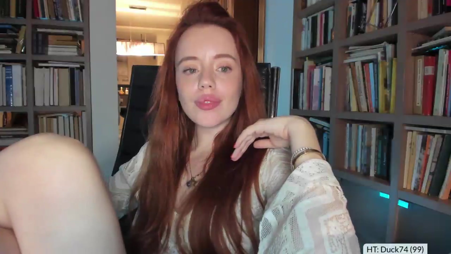 Gallery image thumbnail from Alena29's myfreecams stream on, 07/05/2026, 18:51 image 15 of 20