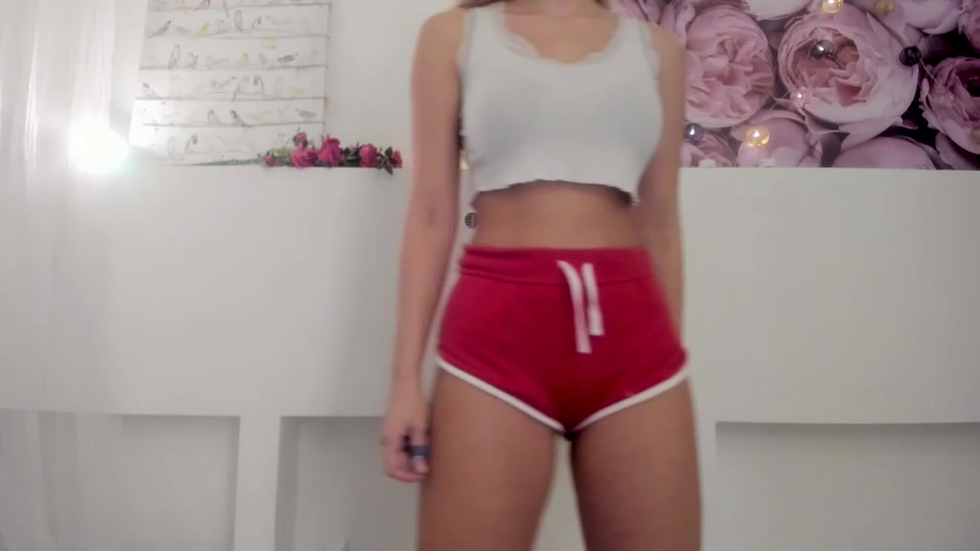 Gallery image thumbnail from Alena_Croft18's myfreecams stream on, 11/17/2022, 14:06 image 13 of 20