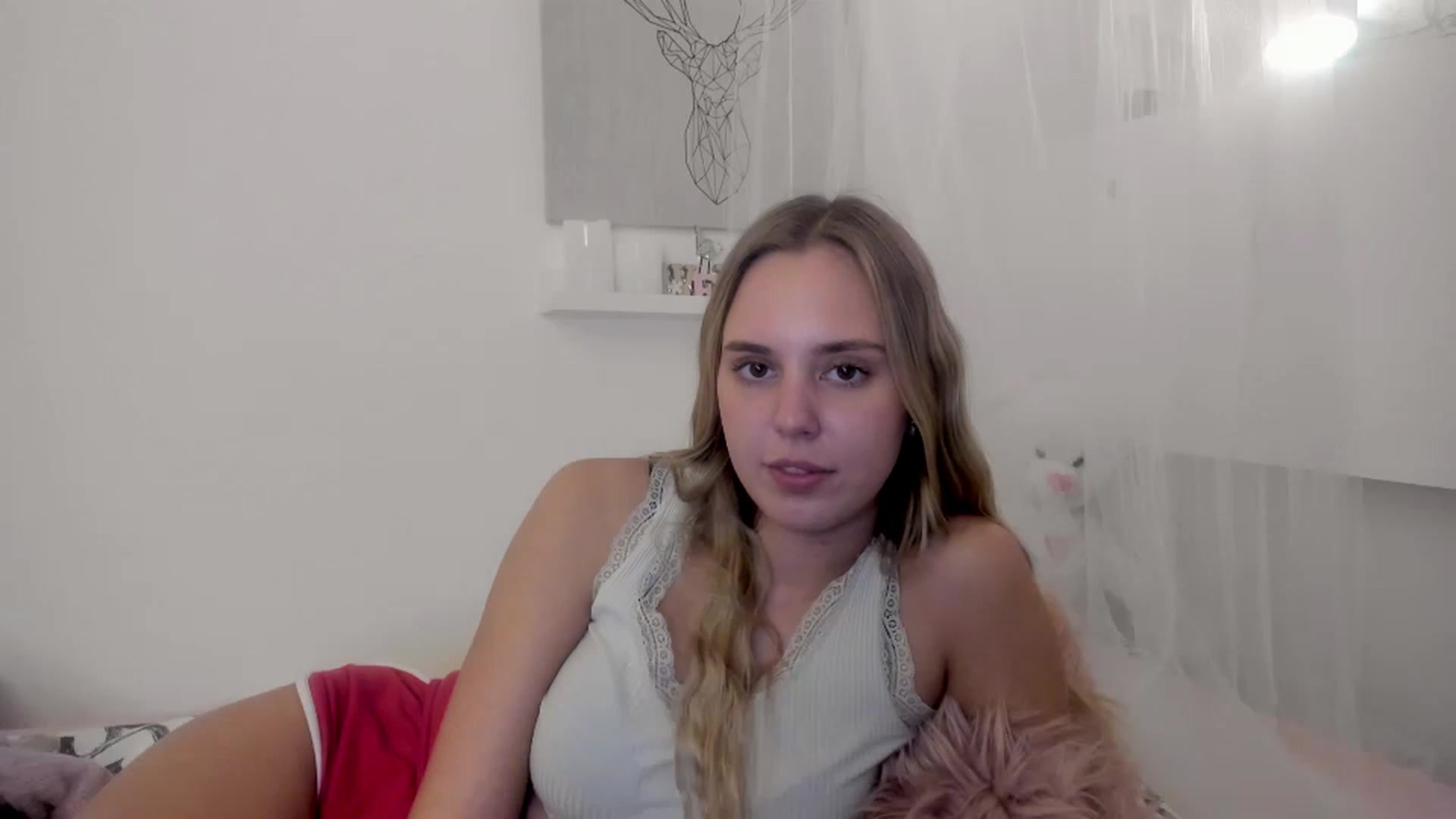 Gallery image thumbnail from Alena_Croft18's myfreecams stream on, 11/17/2022, 17:49 image 1 of 20