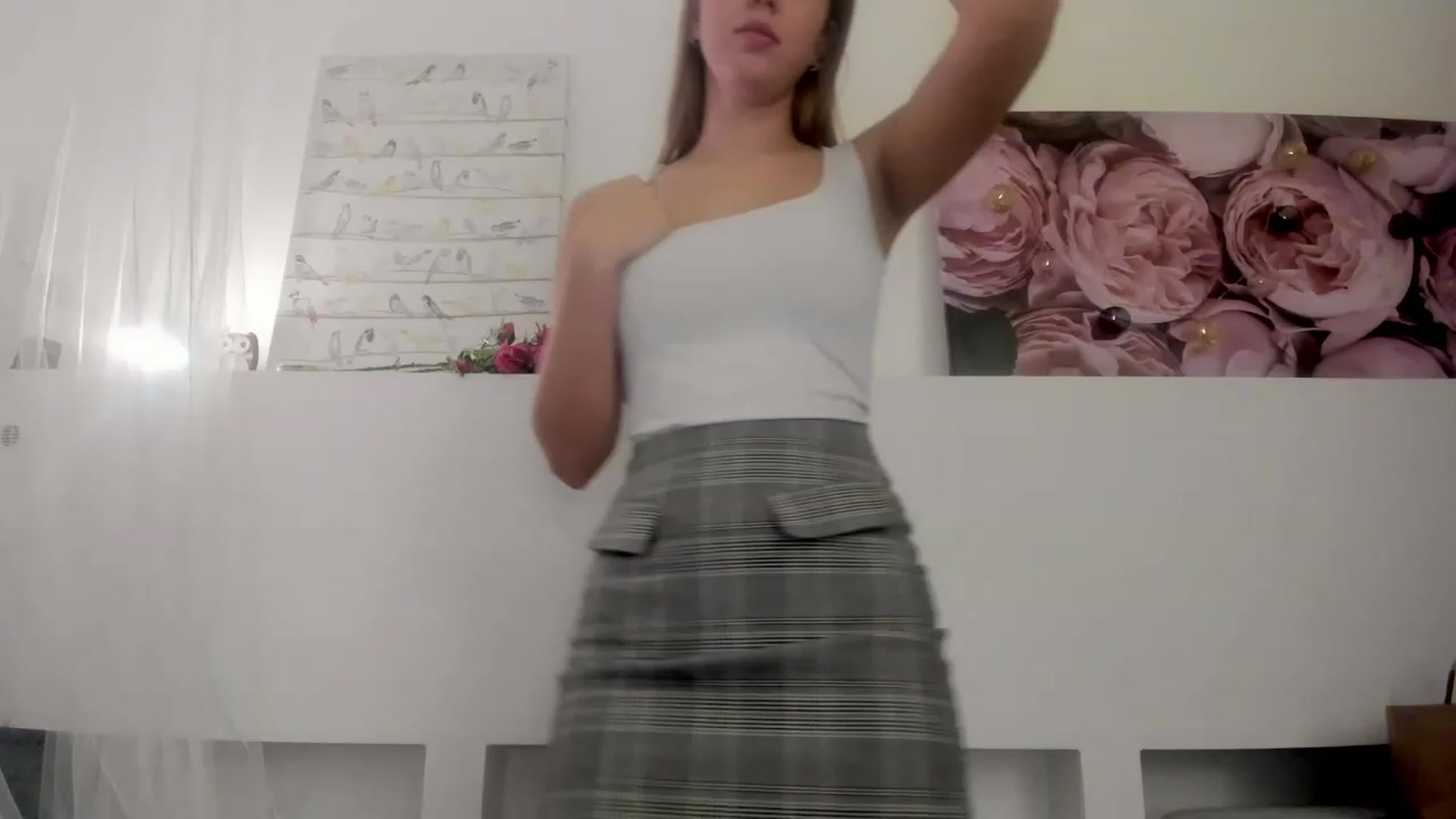 Gallery image thumbnail from Alena_Croft18's myfreecams stream on, 12/08/2022, 16:28 image 16 of 20