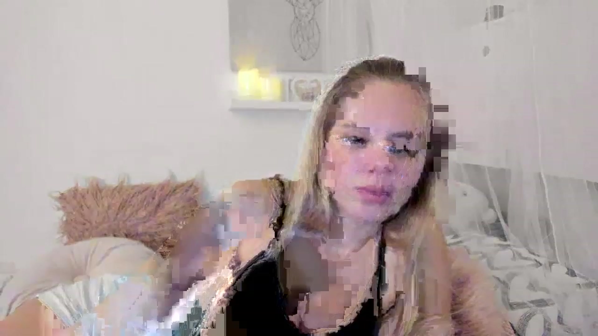Gallery image thumbnail from Alena_Croft18's myfreecams stream on, 01/03/2023, 12:56 image 11 of 20