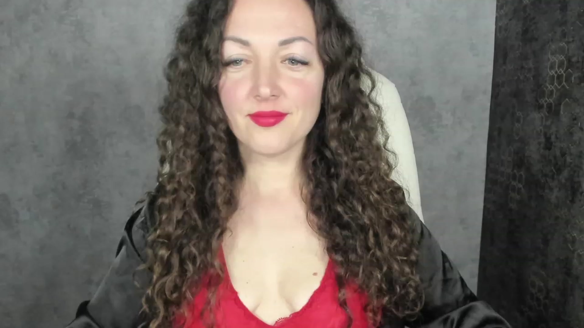 Gallery image thumbnail from Alenamoon's myfreecams stream on, 01/29/2024, 20:07 image 15 of 20