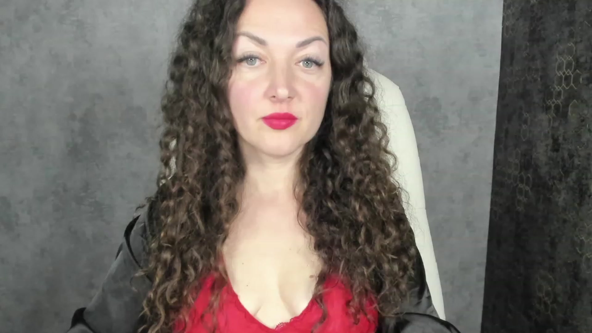 Gallery image thumbnail from Alenamoon's myfreecams stream on, 01/29/2024, 20:07 image 16 of 20