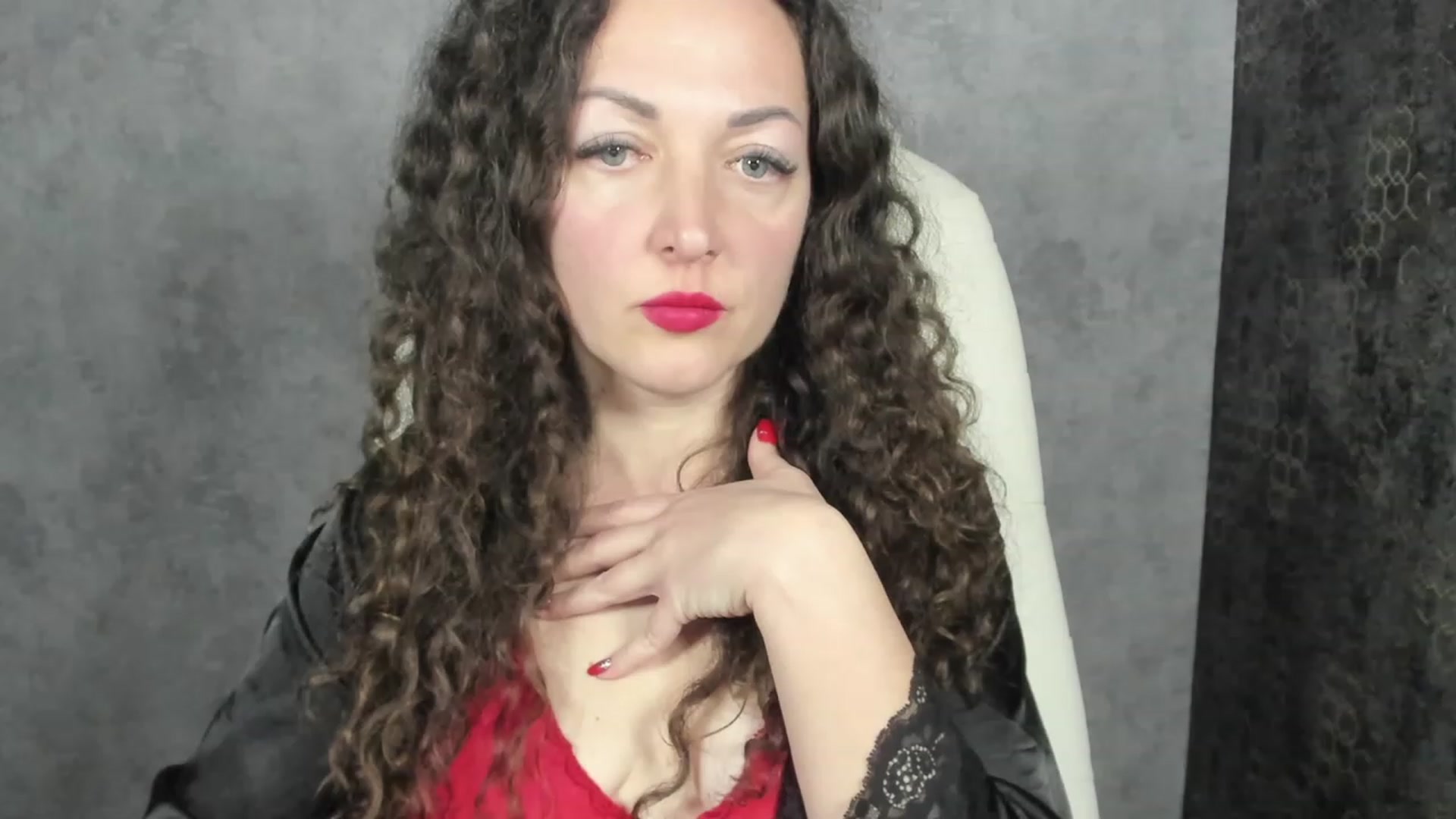 Gallery image thumbnail from Alenamoon's myfreecams stream on, 01/29/2024, 20:59 image 5 of 20