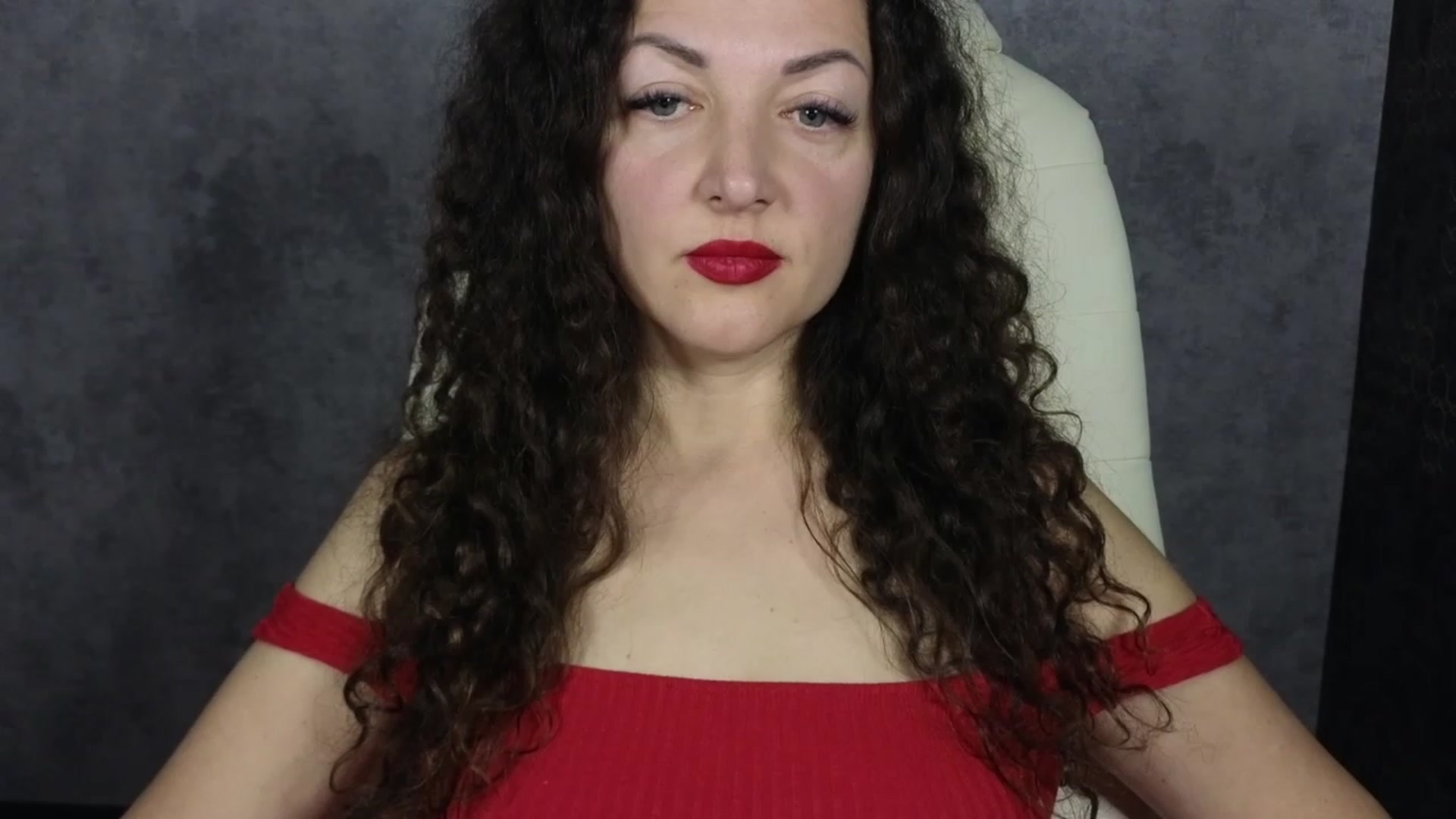 Gallery image thumbnail from Alenamoon's myfreecams stream on, 02/04/2024, 21:16 image 2 of 20