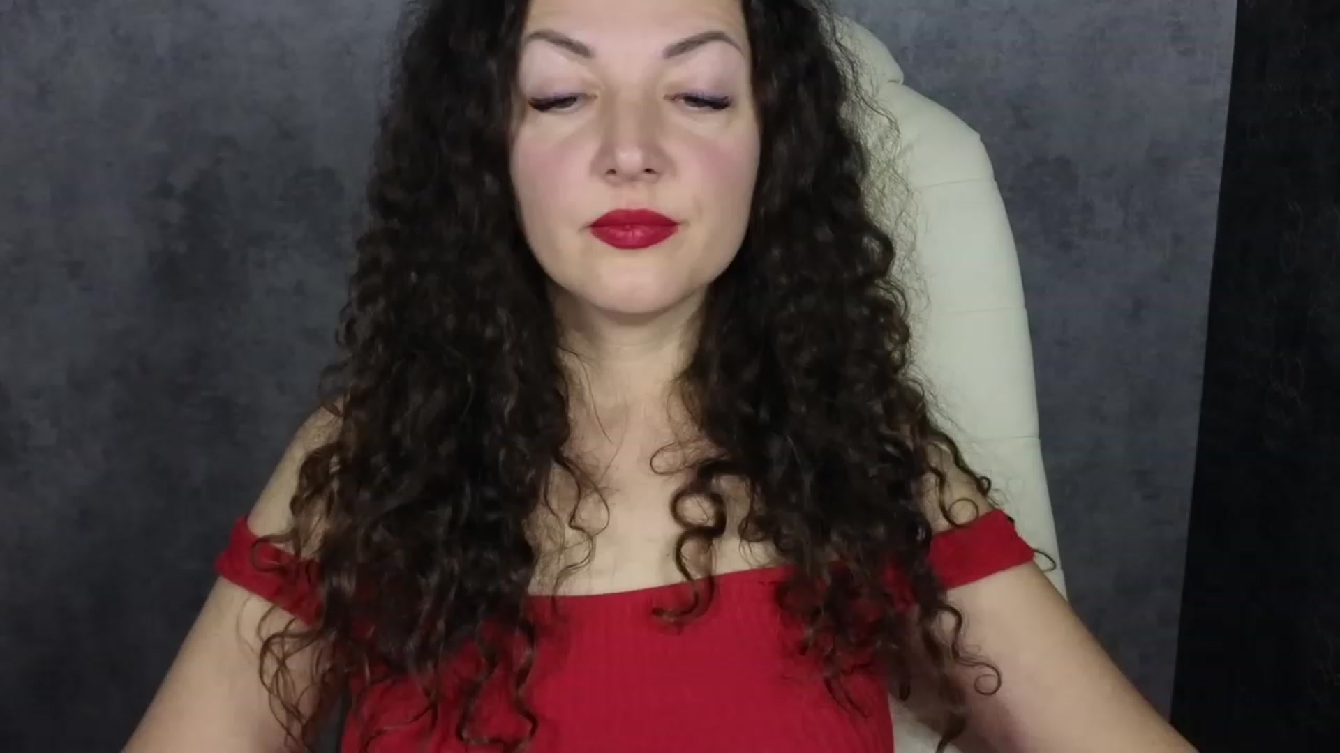 Gallery image thumbnail from Alenamoon's myfreecams stream on, 02/04/2024, 21:16 image 15 of 20