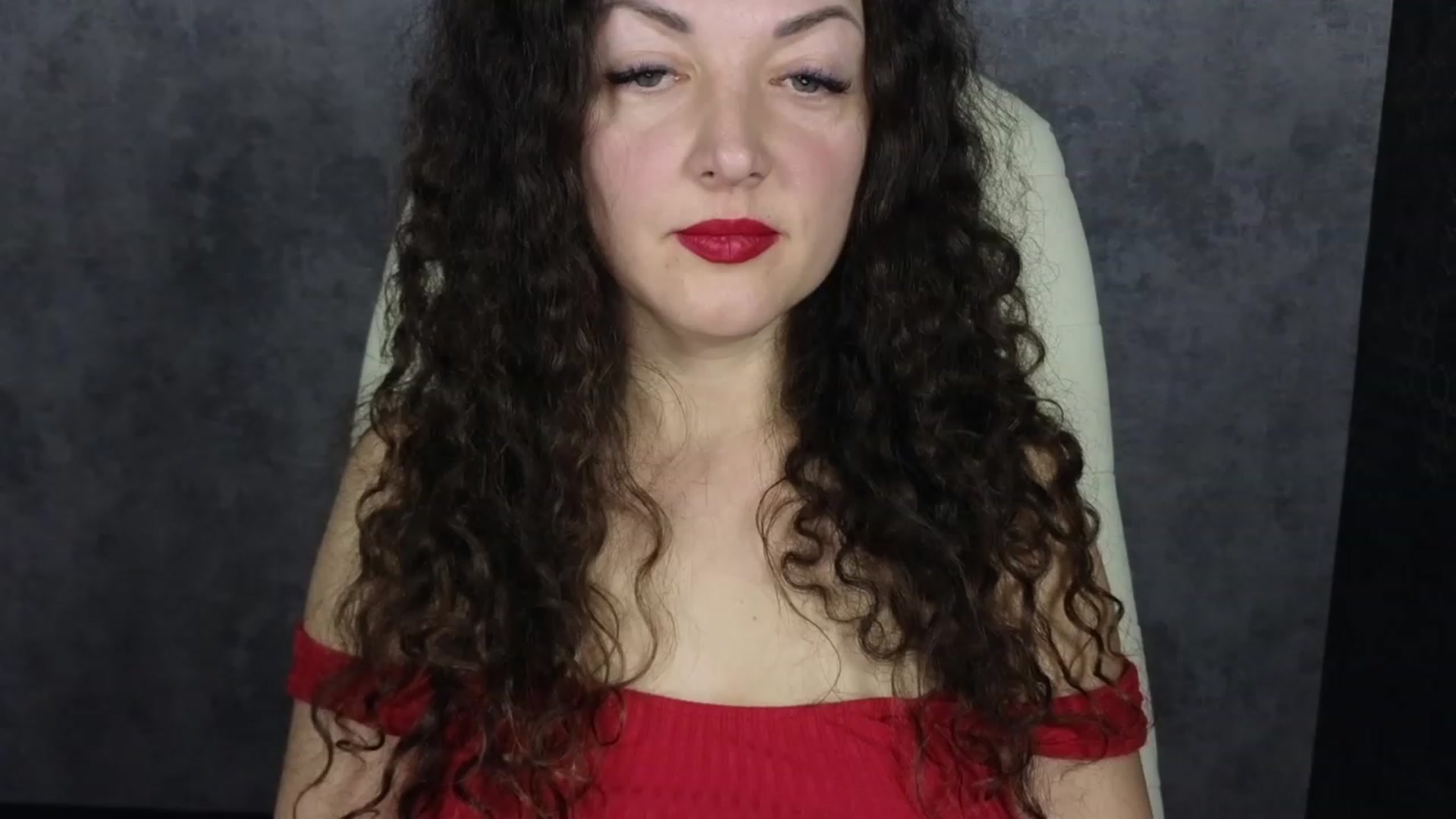 Gallery image thumbnail from Alenamoon's myfreecams stream on, 02/04/2024, 21:16 image 5 of 20