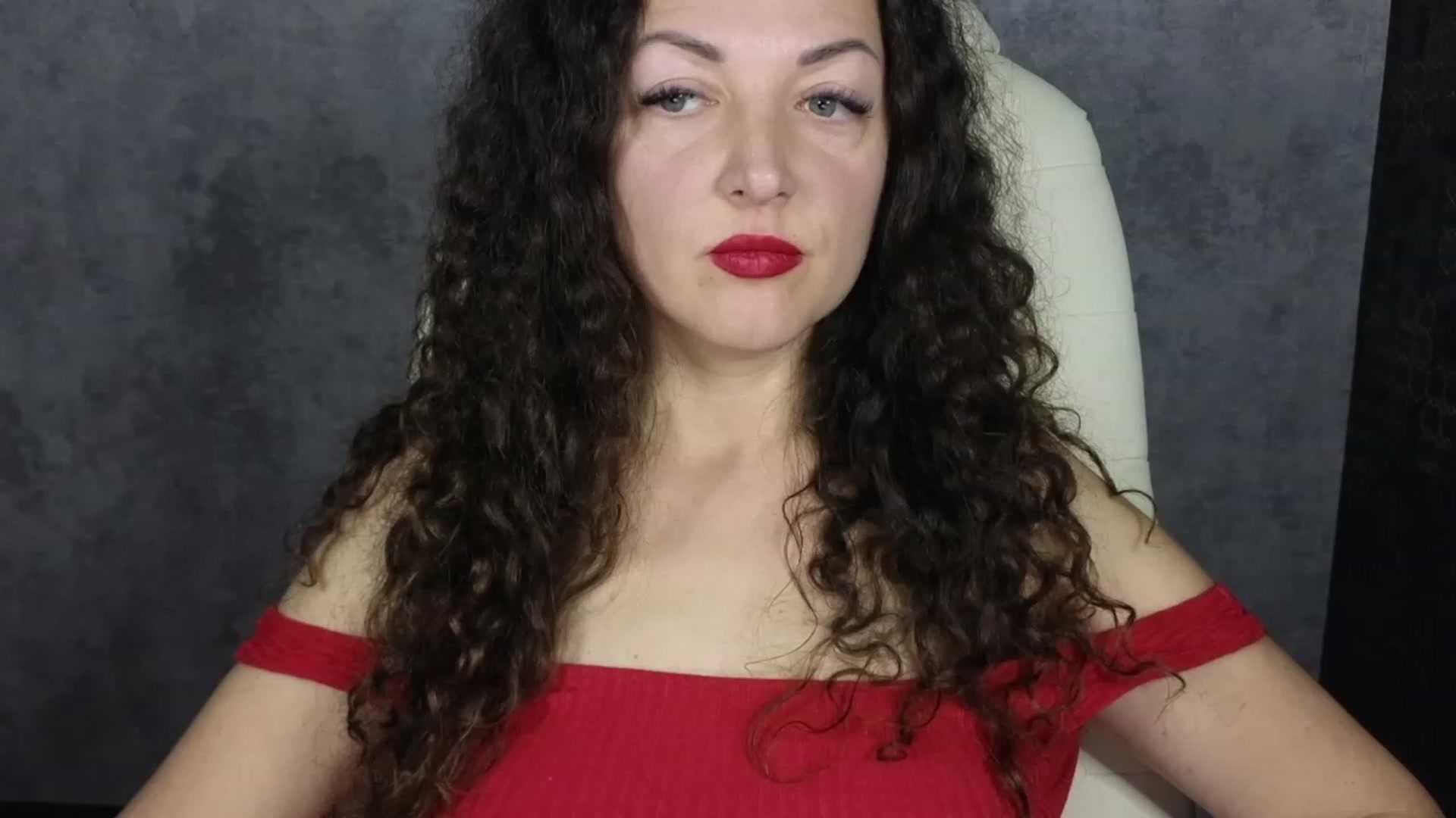 Gallery image thumbnail from Alenamoon's myfreecams stream on, 02/04/2024, 21:16 image 1 of 20
