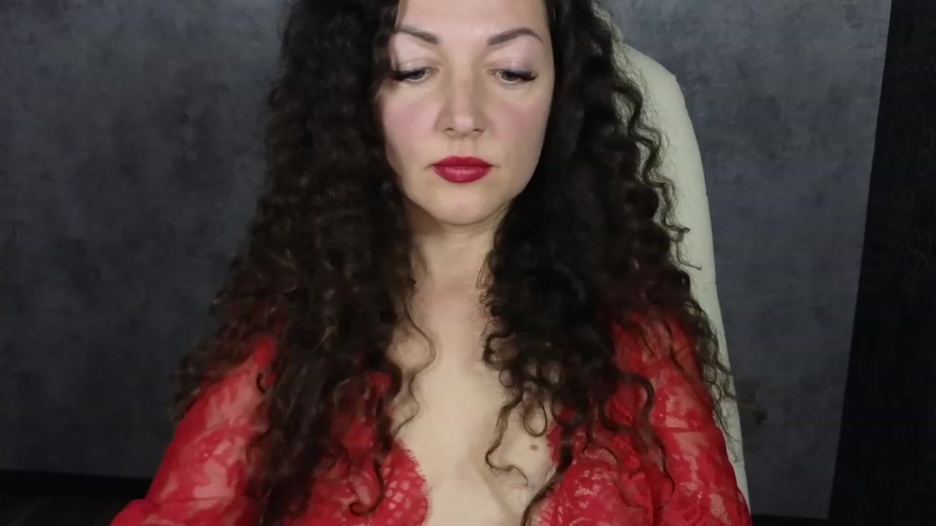 Gallery image thumbnail from Alenamoon's myfreecams stream on, 02/05/2024, 21:18 image 15 of 20