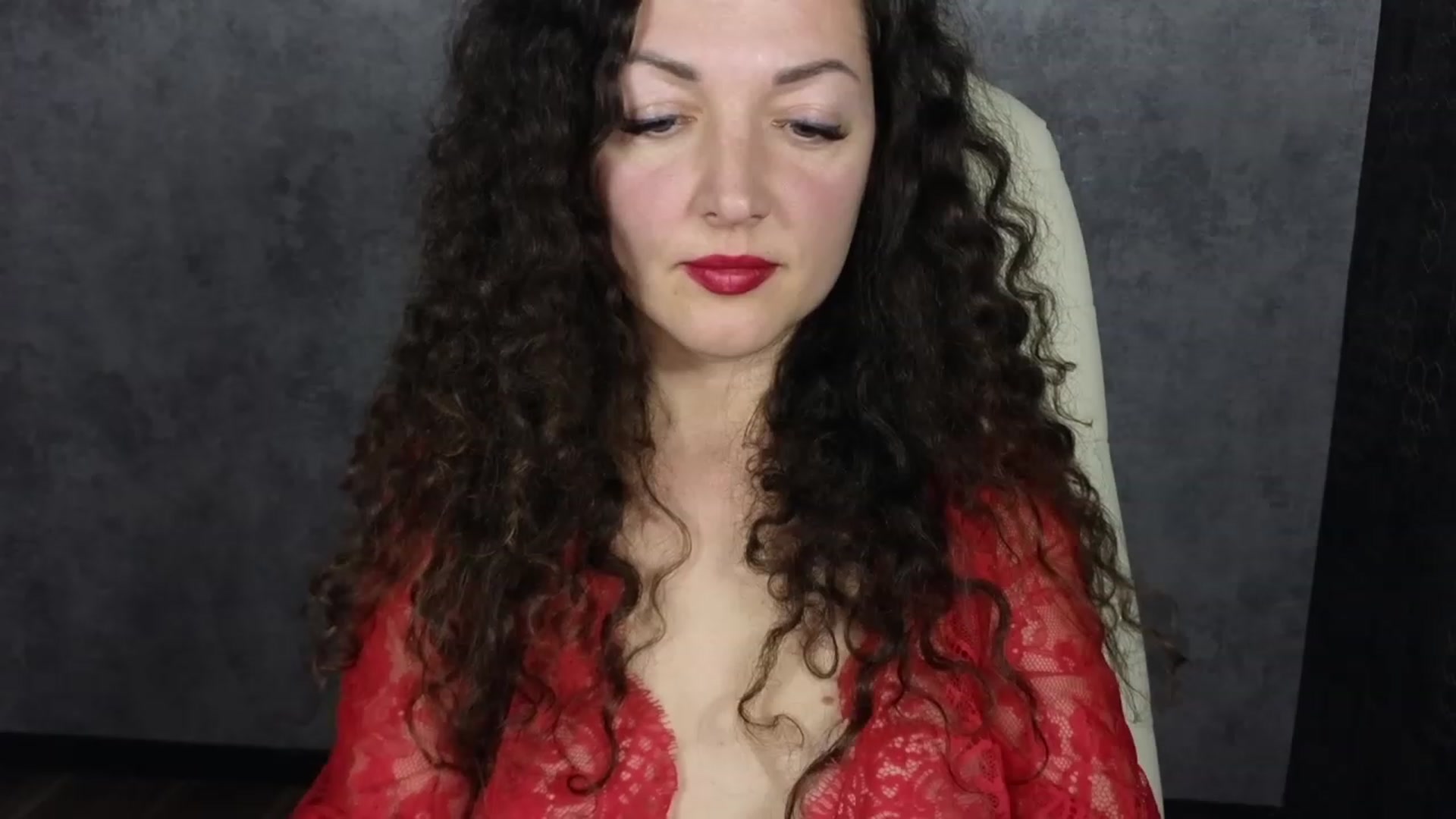 Gallery image thumbnail from Alenamoon's myfreecams stream on, 02/05/2024, 21:18 image 14 of 20