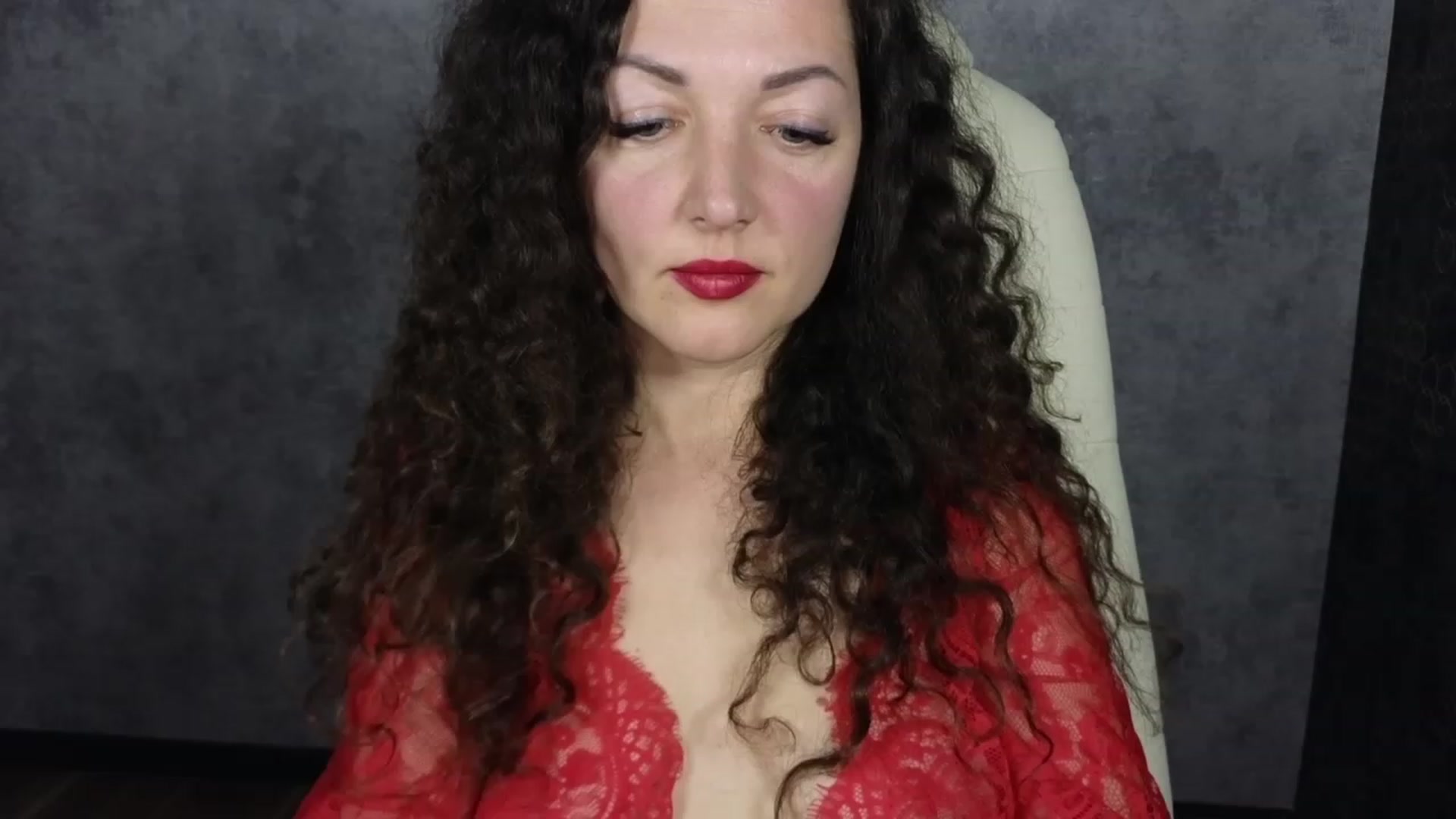 Gallery image thumbnail from Alenamoon's myfreecams stream on, 02/05/2024, 21:18 image 17 of 20