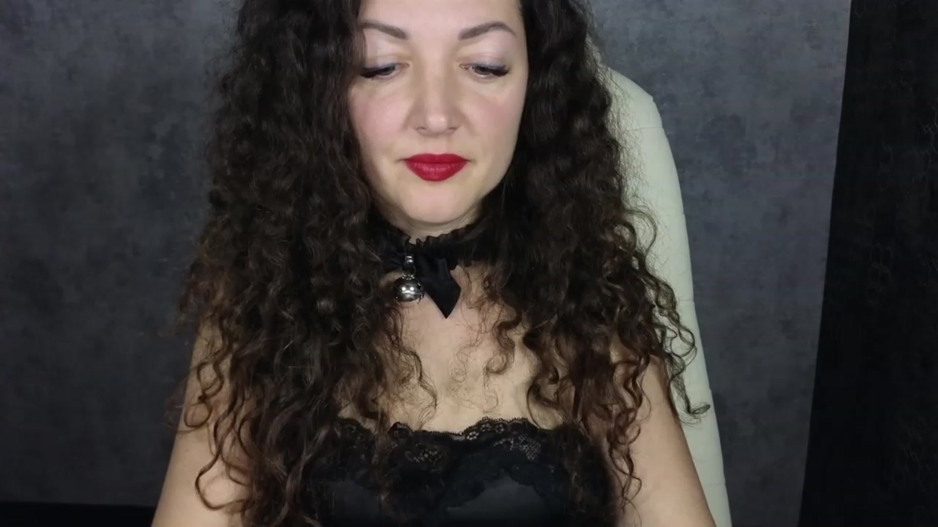 Gallery image thumbnail from Alenamoon's myfreecams stream on, 02/06/2024, 20:35 image 19 of 20