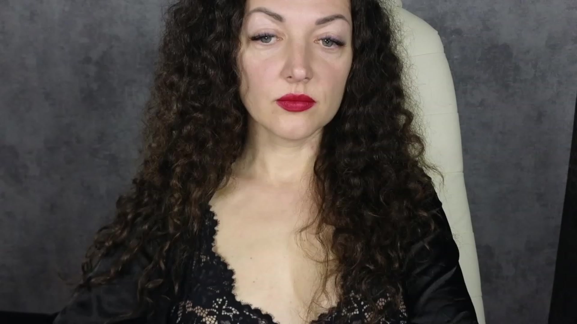 Gallery image thumbnail from Alenamoon's myfreecams stream on, 02/08/2024, 20:20 image 3 of 20