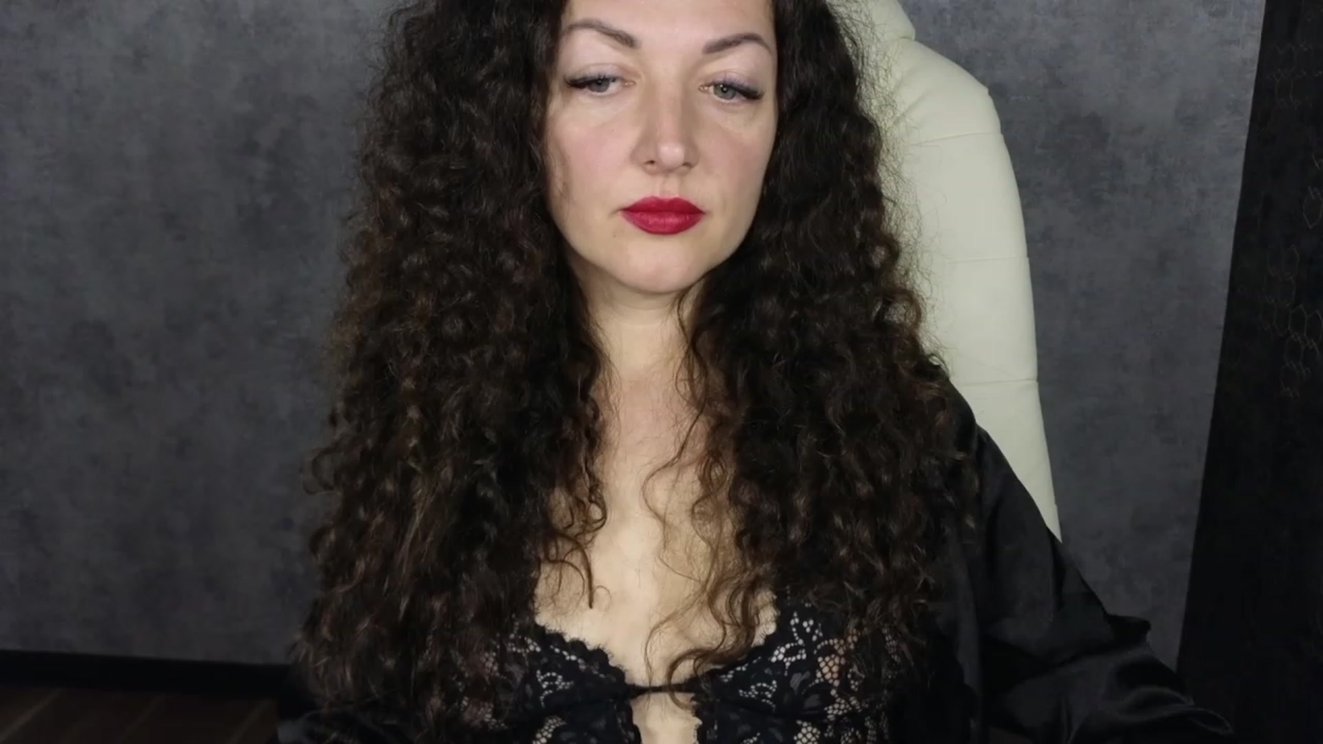 Gallery image thumbnail from Alenamoon's myfreecams stream on, 02/08/2024, 22:47 image 5 of 20