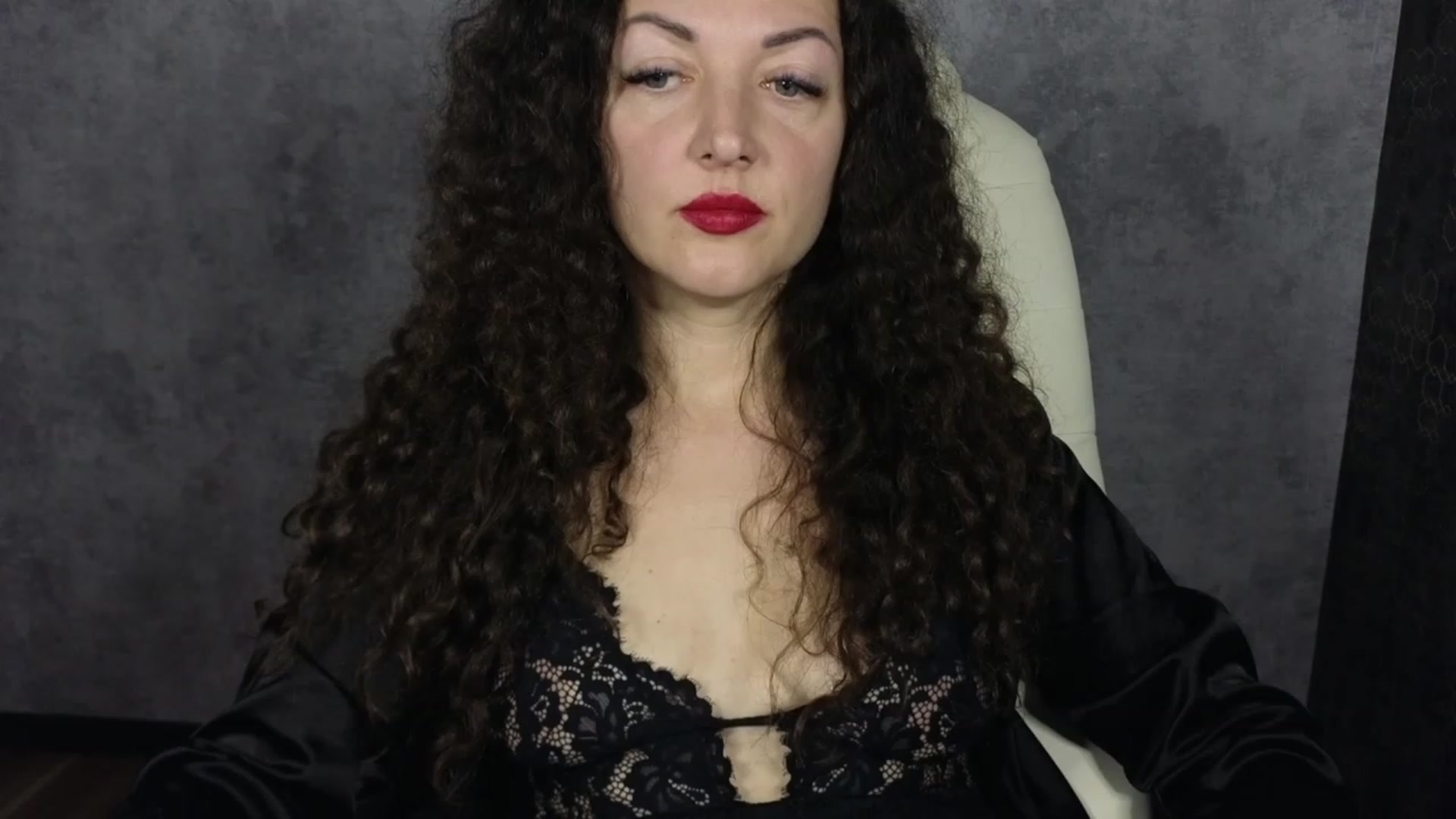 Gallery image thumbnail from Alenamoon's myfreecams stream on, 02/08/2024, 22:47 image 12 of 20