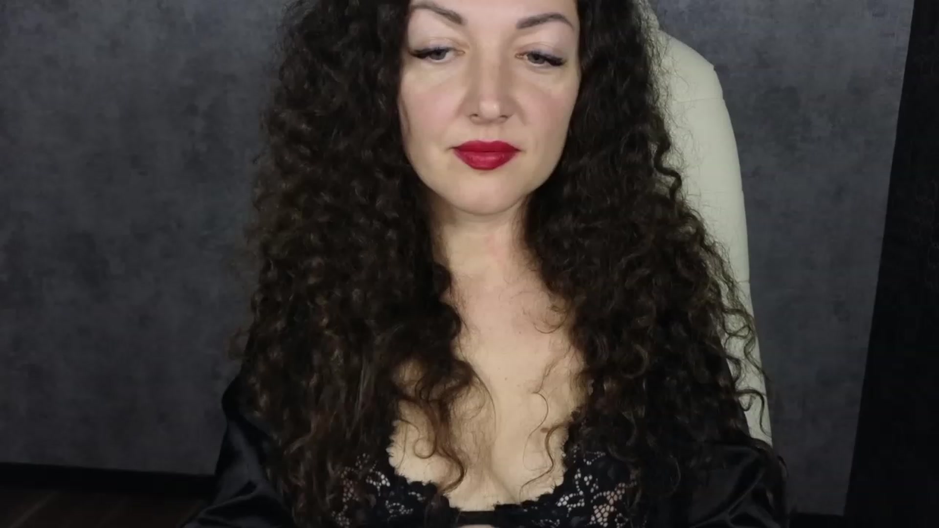 Gallery image thumbnail from Alenamoon's myfreecams stream on, 02/08/2024, 22:47 image 17 of 20