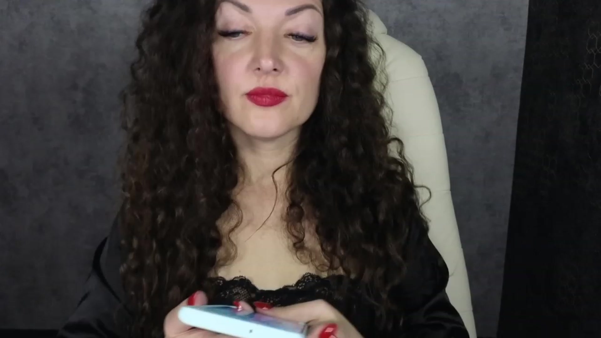 Gallery image thumbnail from Alenamoon's myfreecams stream on, 02/15/2024, 22:07 image 15 of 20
