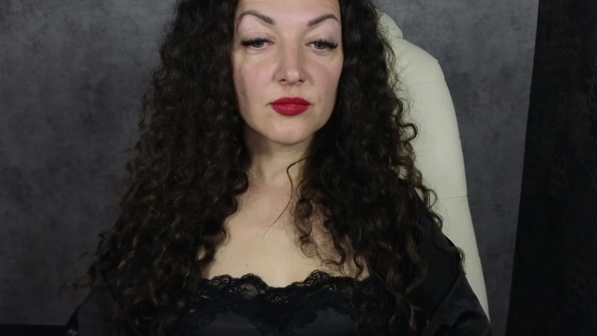 Gallery image thumbnail from Alenamoon's myfreecams stream on, 02/15/2024, 22:07 image 16 of 20