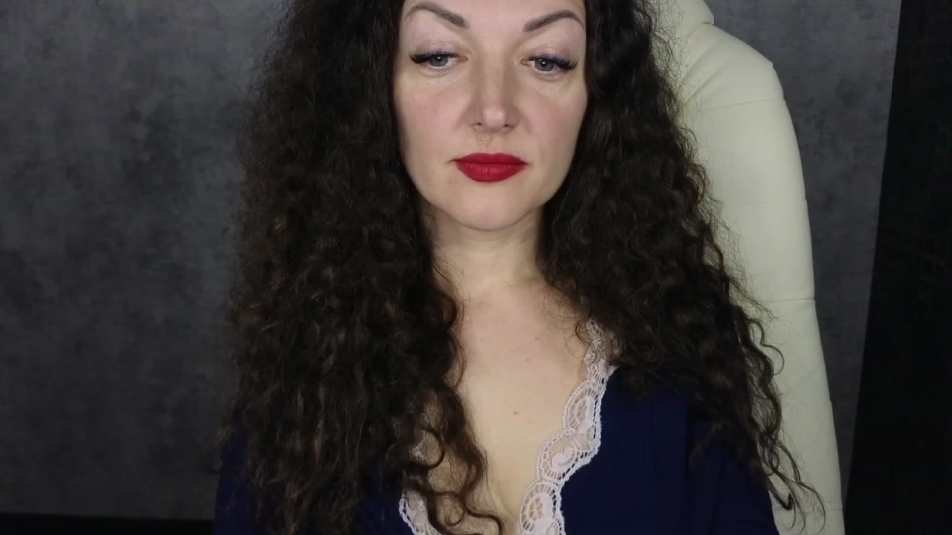 Gallery image thumbnail from Alenamoon's myfreecams stream on, 02/17/2024, 20:47 image 7 of 20