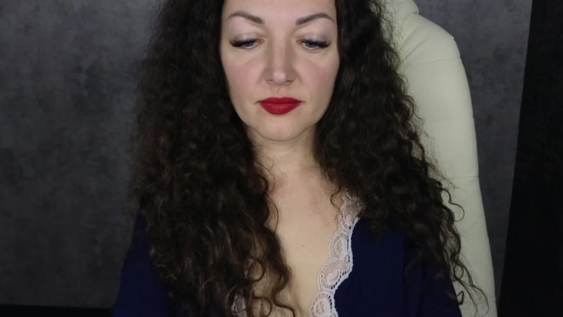 Gallery image thumbnail from Alenamoon's myfreecams stream on, 02/17/2024, 20:47 image 3 of 20