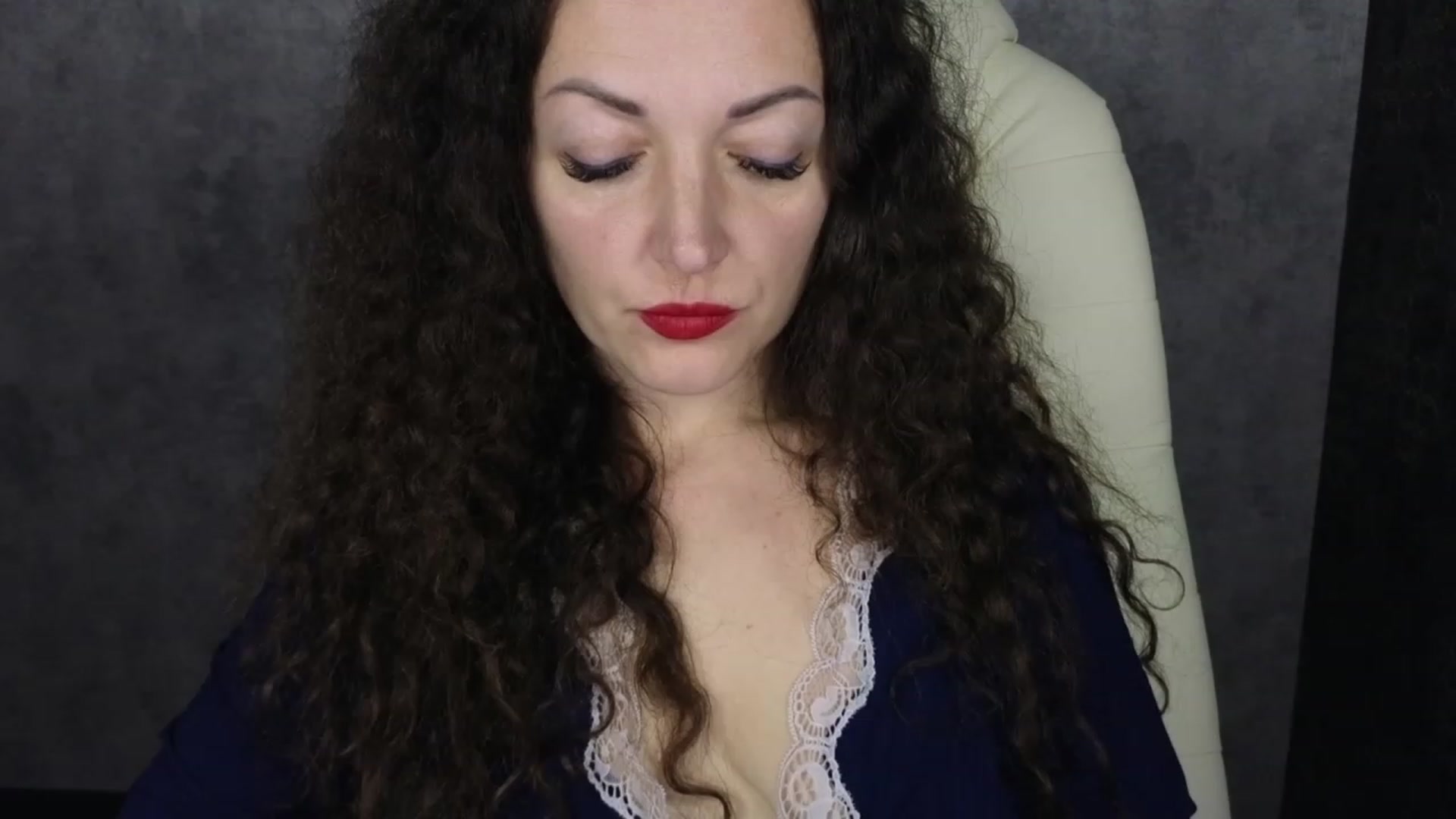 Gallery image thumbnail from Alenamoon's myfreecams stream on, 02/17/2024, 20:47 image 13 of 20