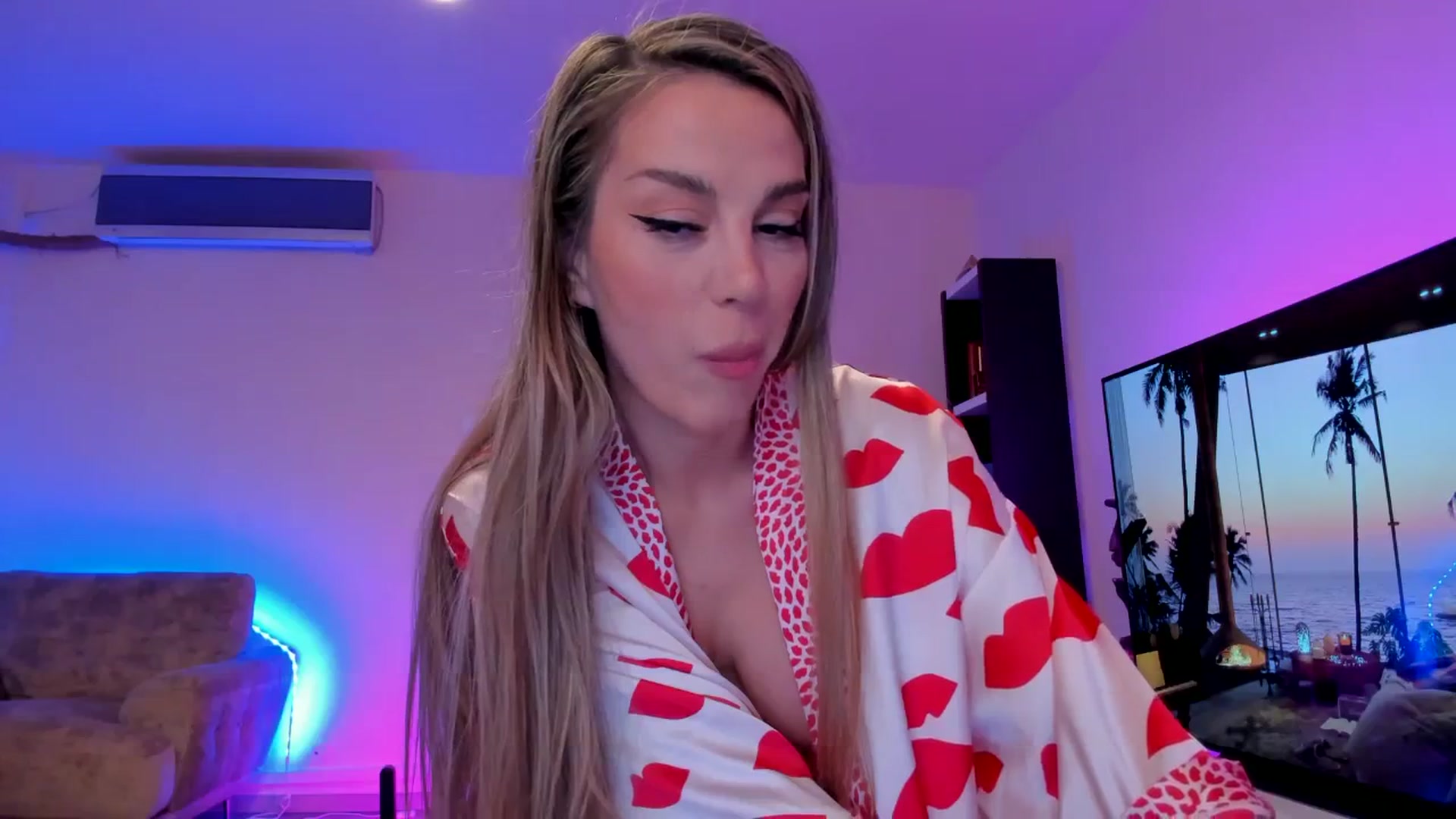 Gallery image thumbnail from Alesia_'s myfreecams stream on, 02/15/2024, 01:24 image 20 of 20