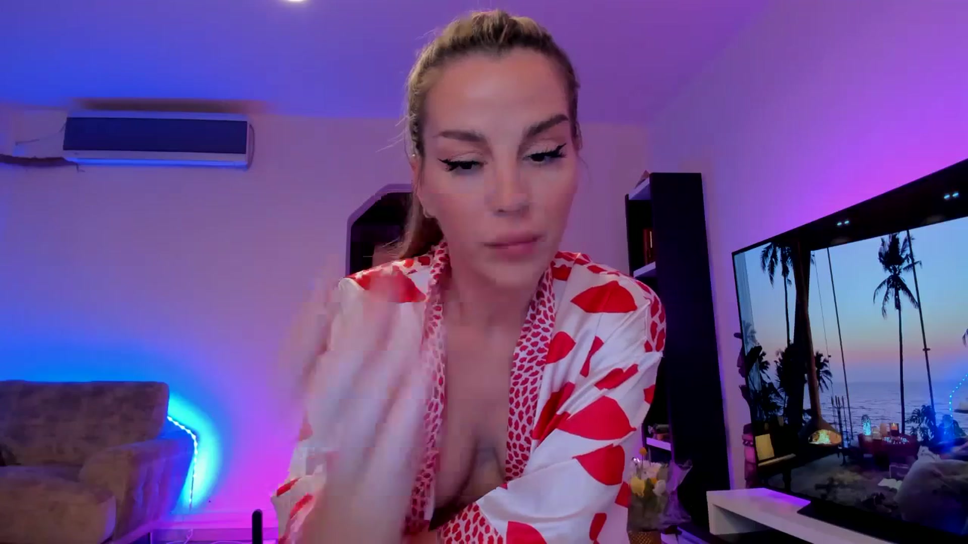 Gallery image thumbnail from Alesia_'s myfreecams stream on, 02/15/2024, 01:33 image 19 of 20