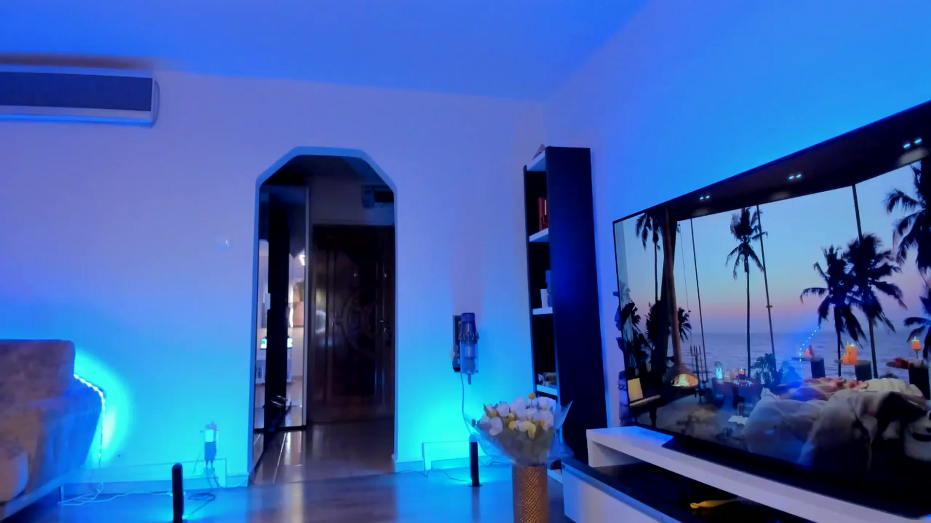 Gallery image thumbnail from Alesia_'s myfreecams stream on, 02/16/2024, 02:07 image 14 of 20