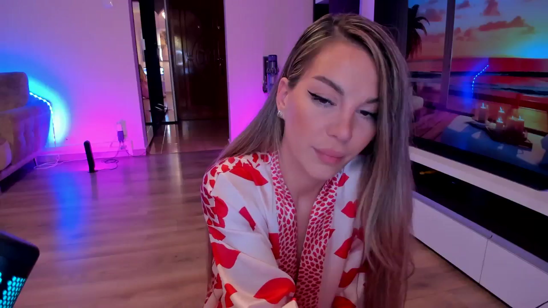Gallery image thumbnail from Alesia_'s myfreecams stream on, 02/25/2024, 24:26 image 20 of 20