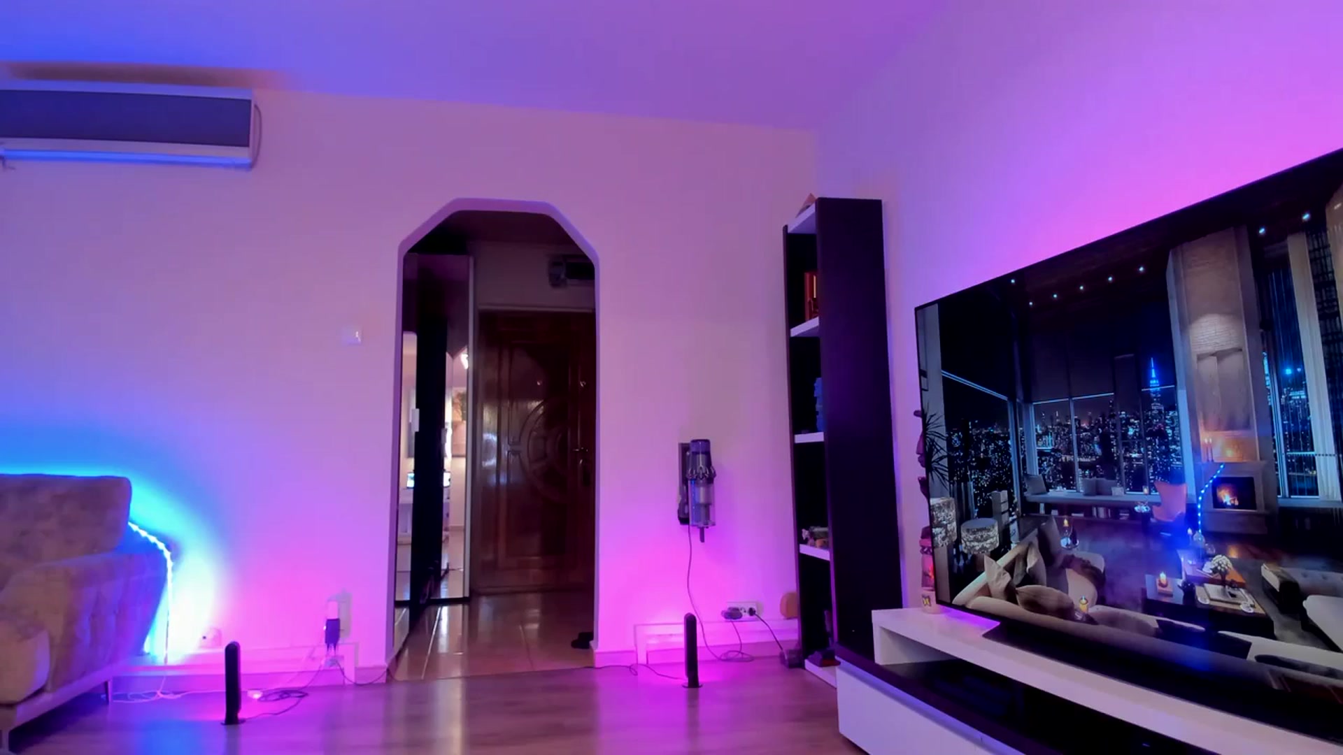 Gallery image thumbnail from Alesia_'s myfreecams stream on, 03/07/2024, 24:02 image 3 of 20