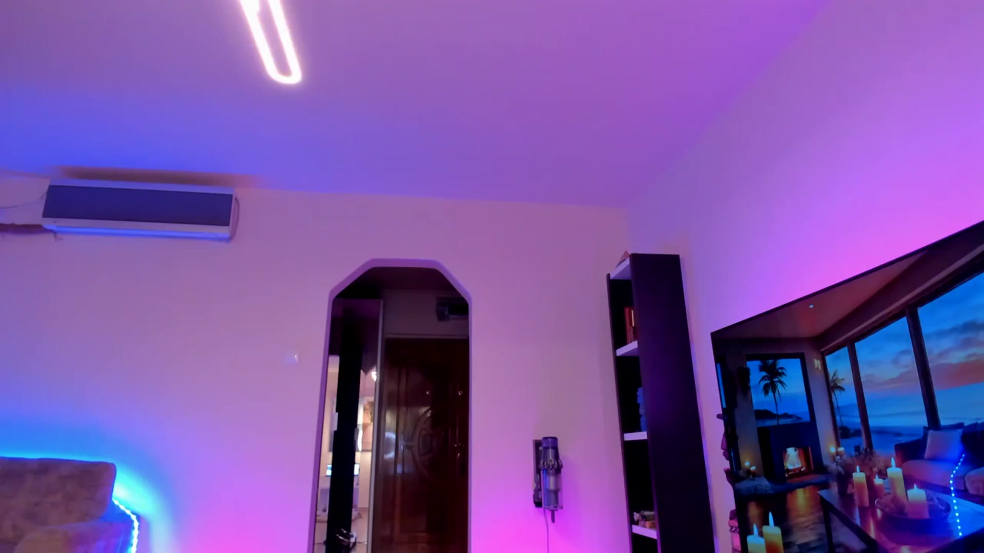 Gallery image thumbnail from Alesia_'s myfreecams stream on, 03/15/2024, 24:30 image 11 of 20