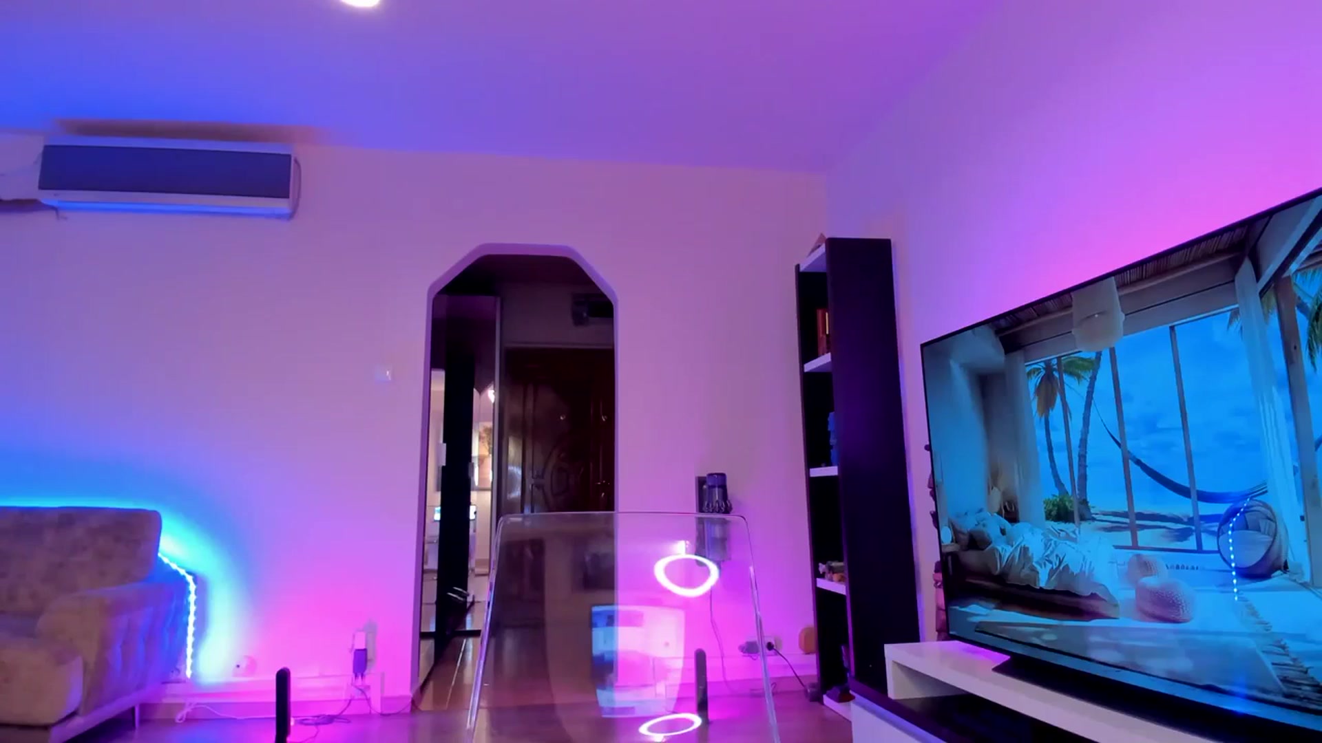 Gallery image thumbnail from Alesia_'s myfreecams stream on, 03/24/2024, 23:37 image 8 of 20
