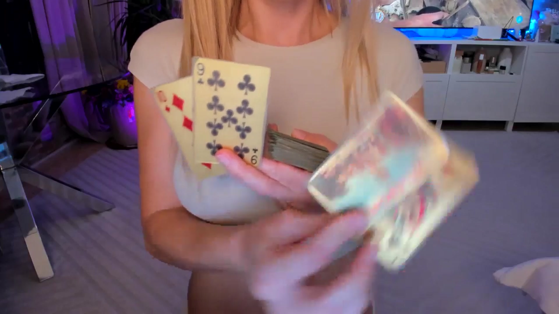 Gallery image thumbnail from Alesia_'s myfreecams stream on, 05/18/2024, 24:39 image 9 of 20