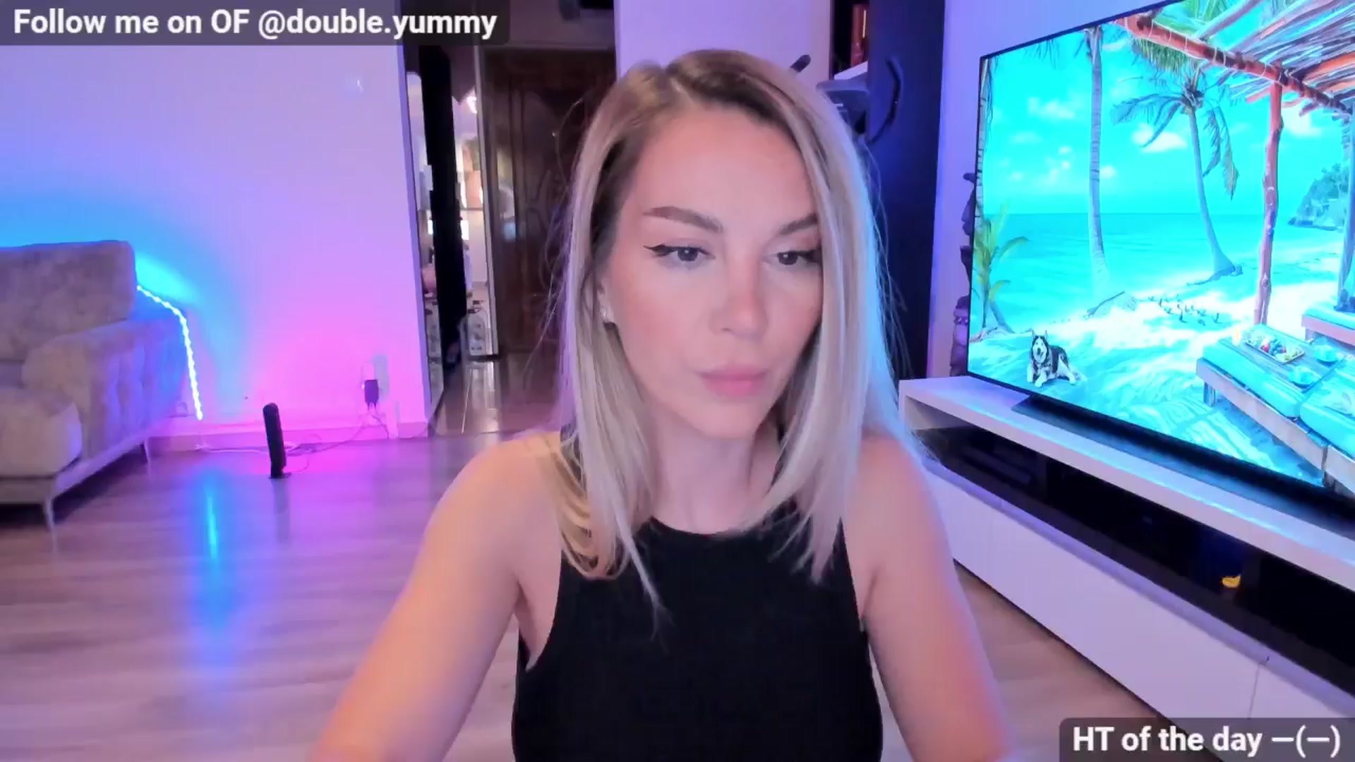 Gallery image thumbnail from Alesia_'s myfreecams stream on, 06/08/2024, 22:03 image 1 of 20