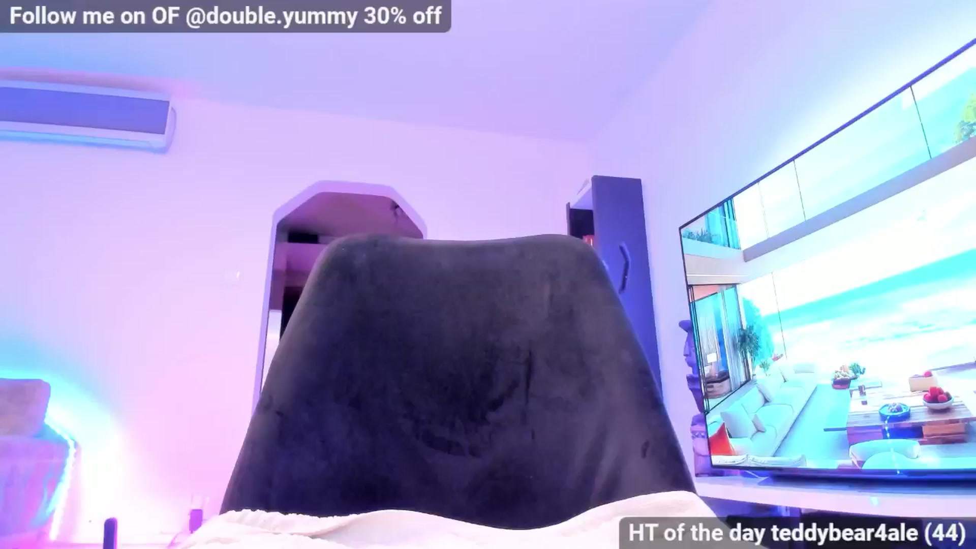 Gallery image thumbnail from Alesia_'s myfreecams stream on, 06/14/2024, 21:47 image 11 of 20