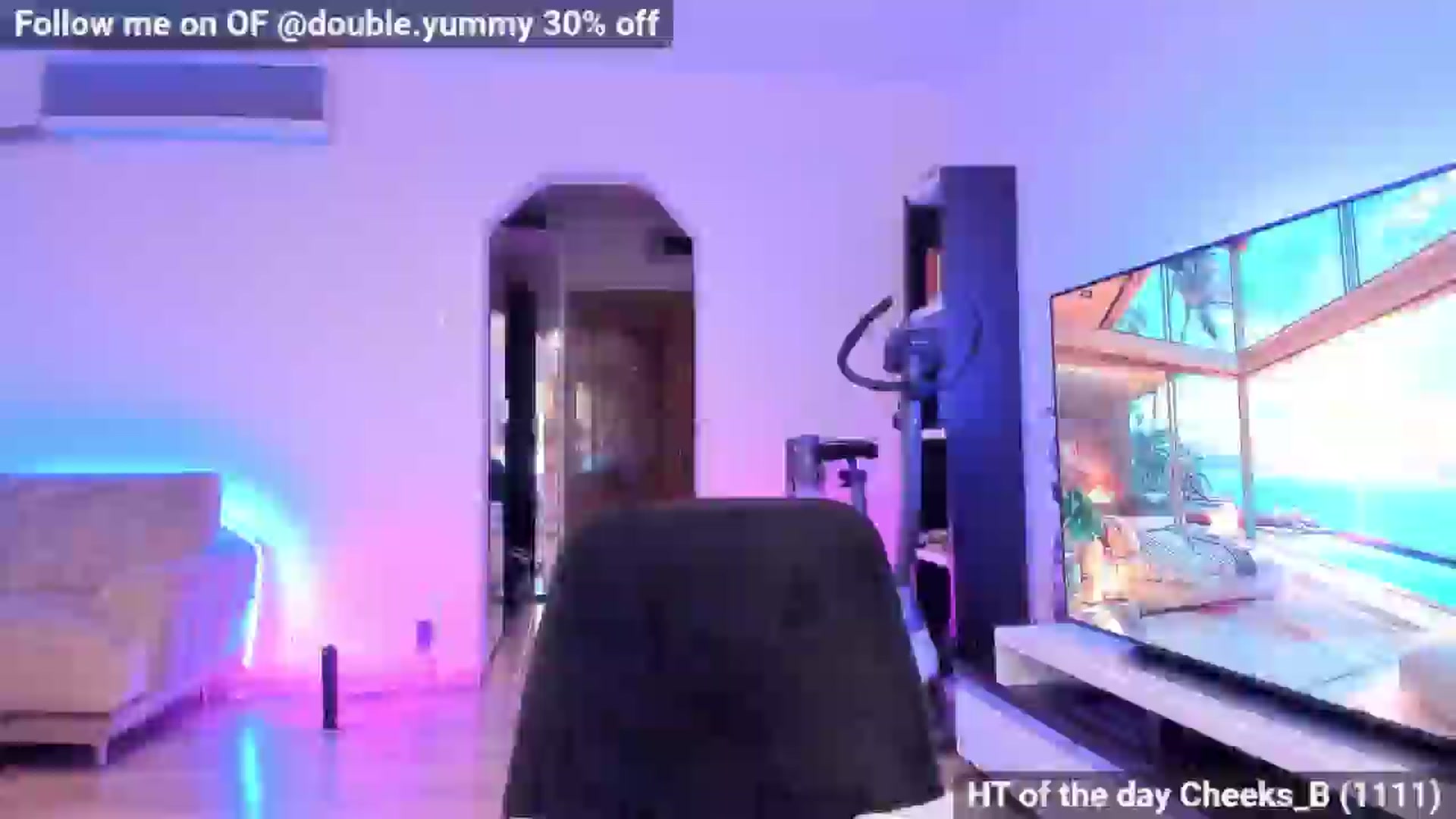 Gallery image thumbnail from Alesia_'s myfreecams stream on, 06/15/2024, 22:04 image 19 of 20