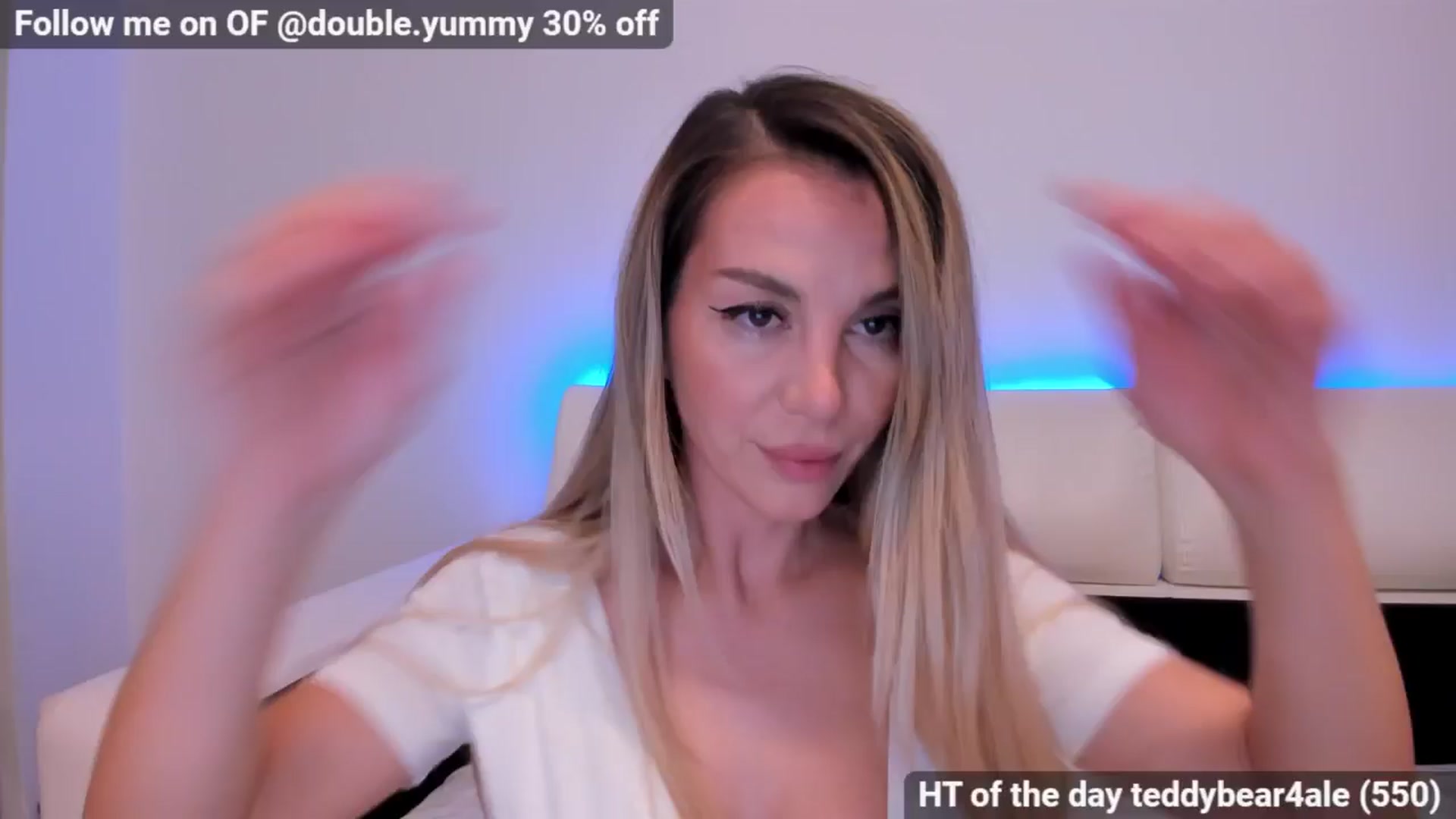 Gallery image thumbnail from Alesia_'s myfreecams stream on, 07/09/2024, 23:32 image 10 of 20