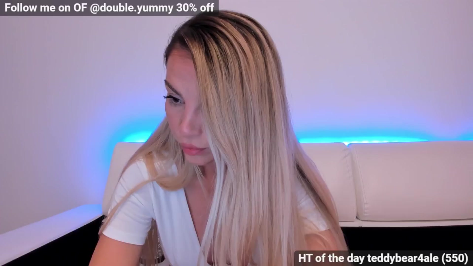 Gallery image thumbnail from Alesia_'s myfreecams stream on, 07/10/2024, 24:01 image 9 of 20