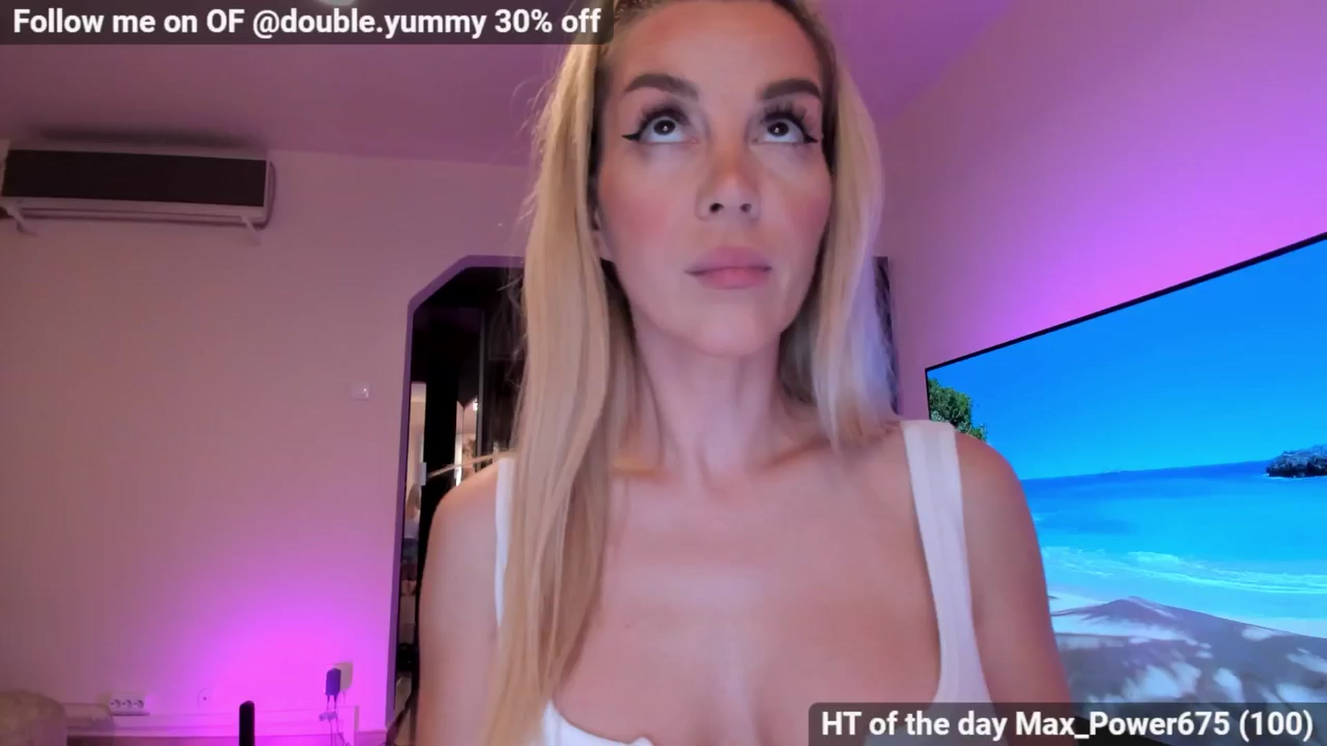 Gallery image thumbnail from Alesia_'s myfreecams stream on, 07/26/2024, 23:45 image 7 of 20