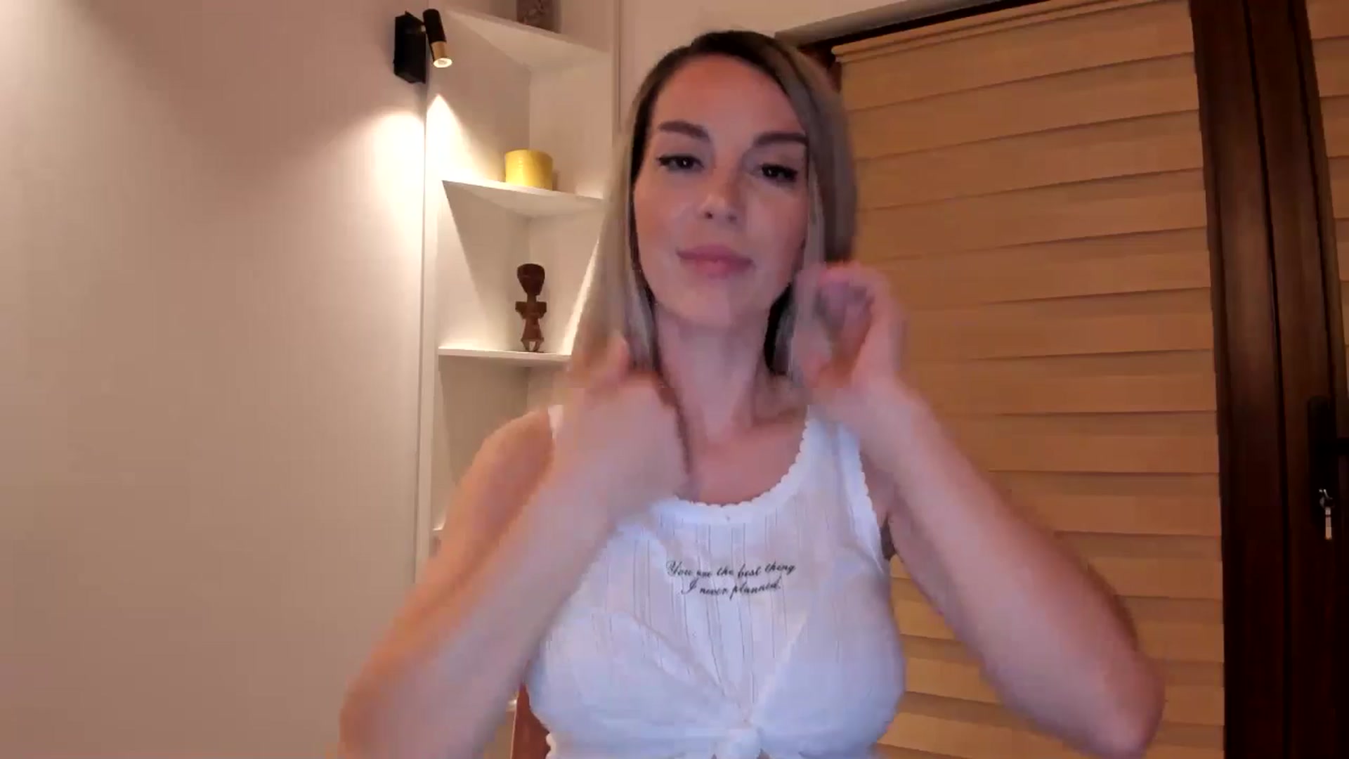 Gallery image thumbnail from Alesia_'s myfreecams stream on, 07/29/2024, 24:11 image 12 of 20