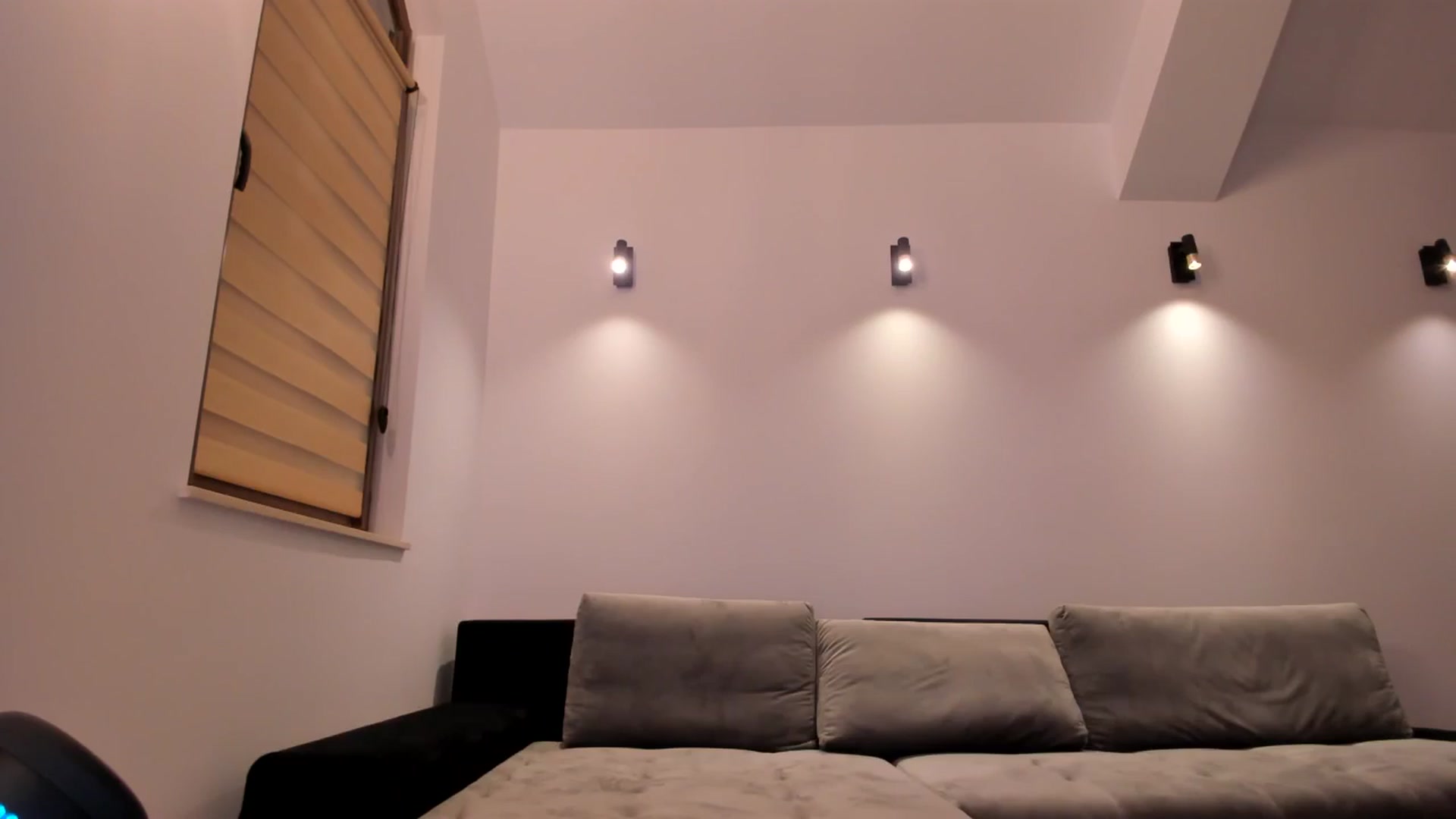Gallery image thumbnail from Alesia_'s myfreecams stream on, 08/10/2024, 21:51 image 3 of 20