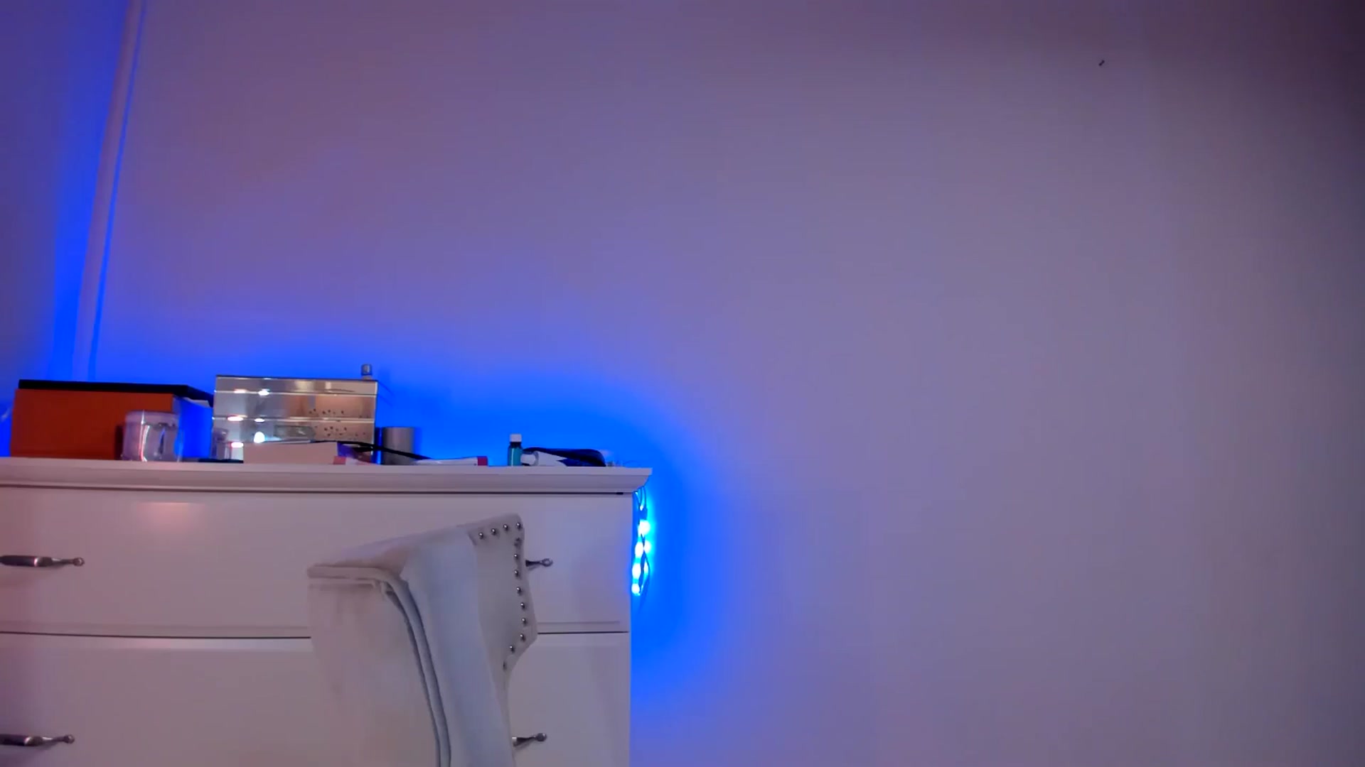 Gallery image thumbnail from Alesia_'s myfreecams stream on, 10/18/2024, 22:57 image 7 of 20