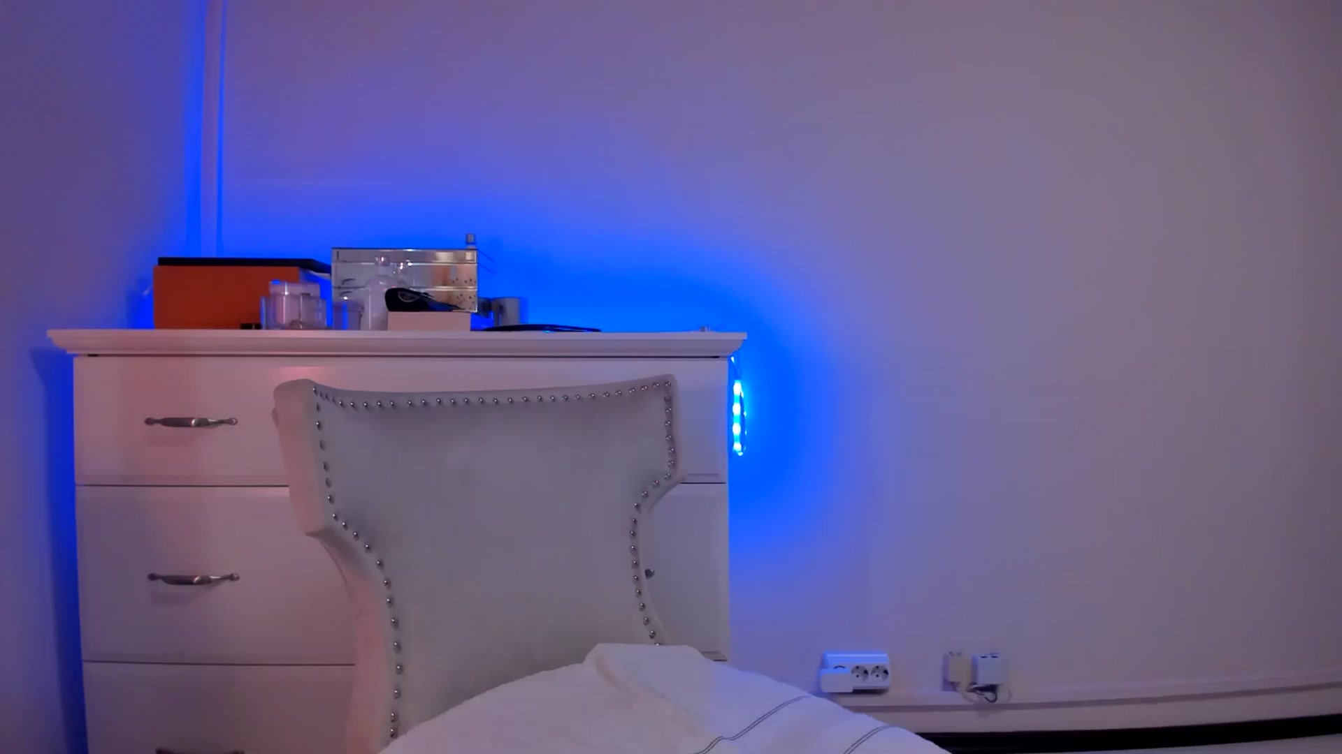 Gallery image thumbnail from Alesia_'s myfreecams stream on, 10/22/2024, 23:36 image 16 of 20