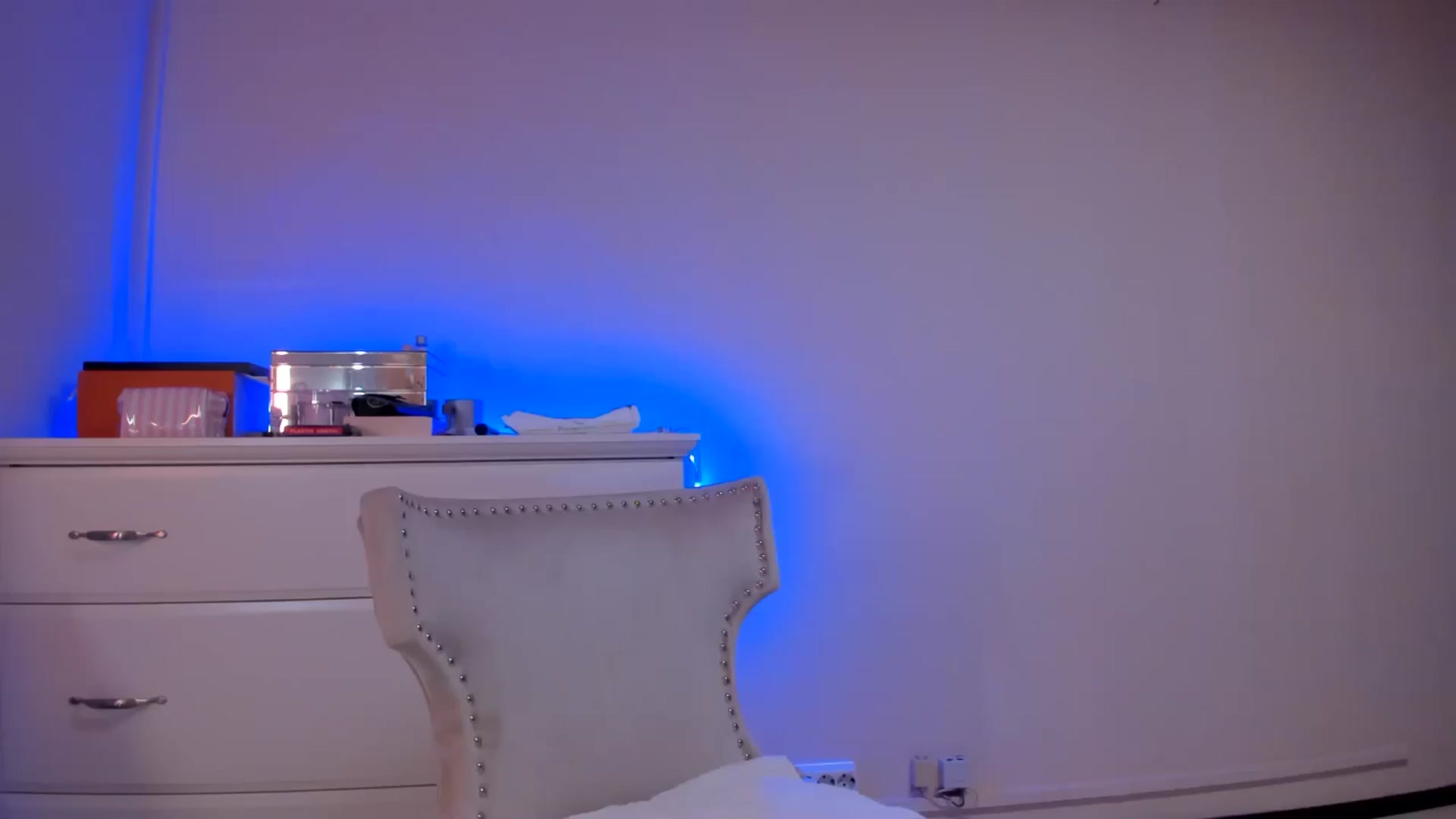 Gallery image thumbnail from Alesia_'s myfreecams stream on, 10/28/2024, 23:34 image 1 of 20