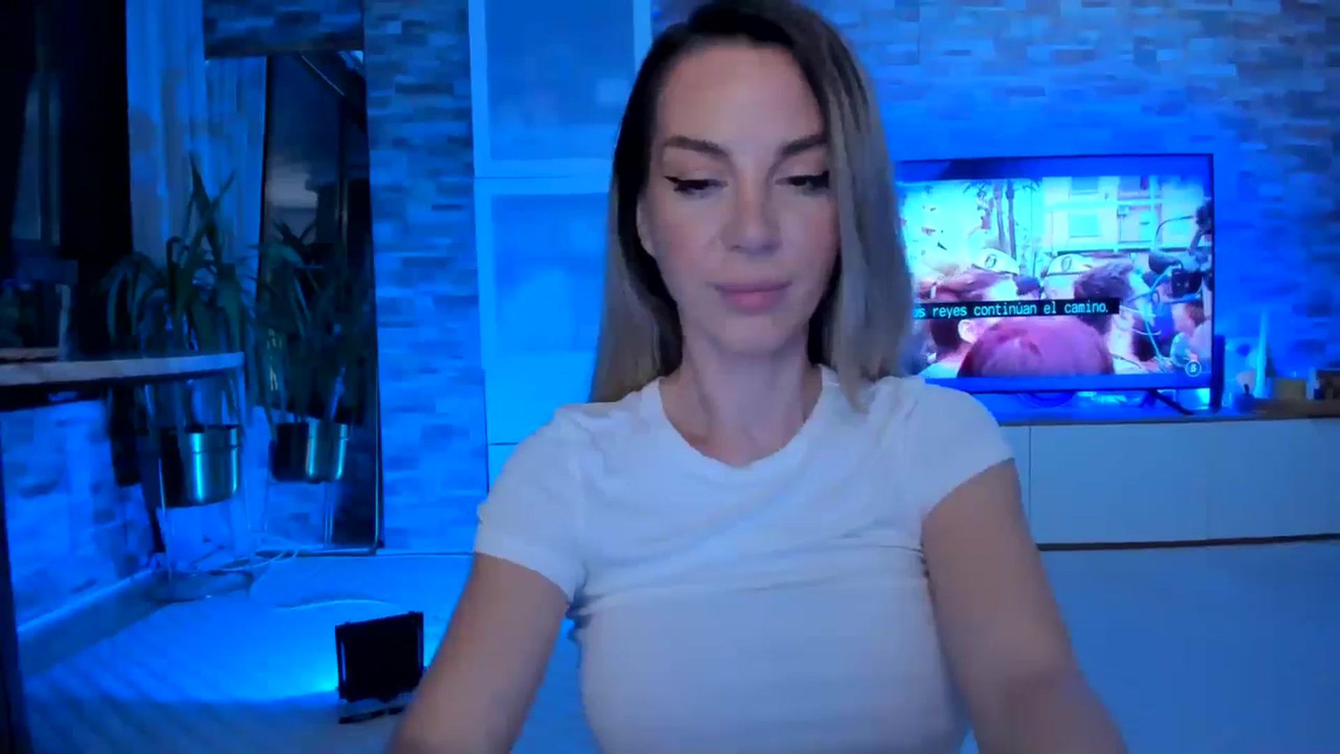 Gallery image thumbnail from Alesia_'s myfreecams stream on, 11/07/2024, 01:36 image 8 of 20